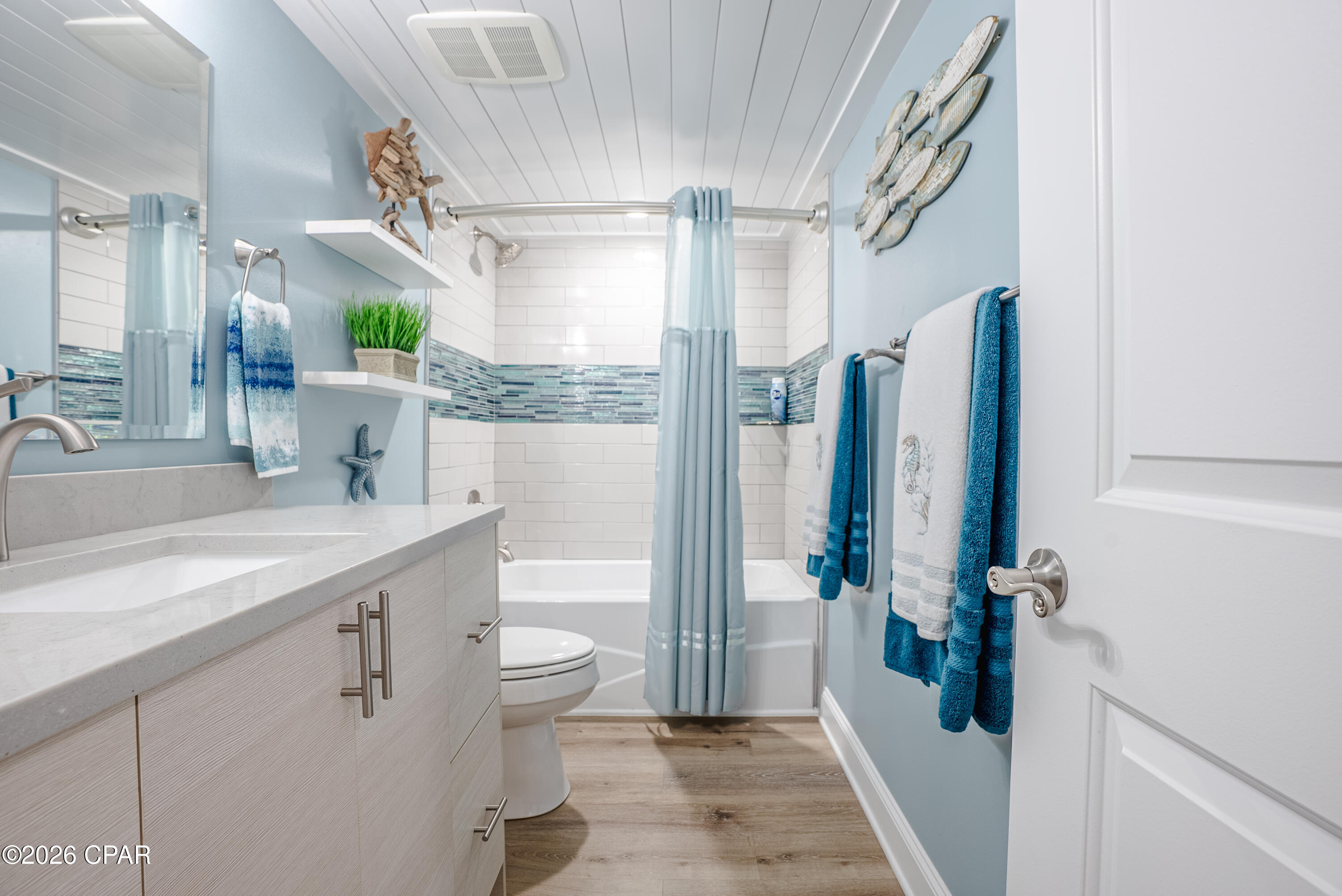 Shores Townhouses - Residential