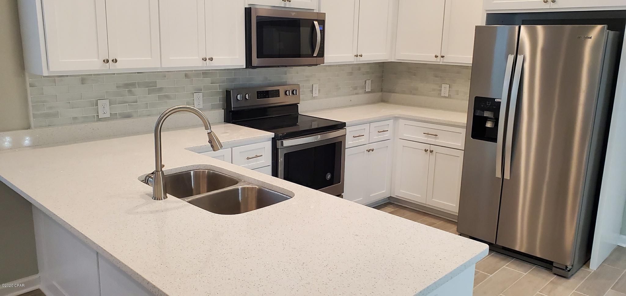 Laguna Beach Estates 7th Add - Residential