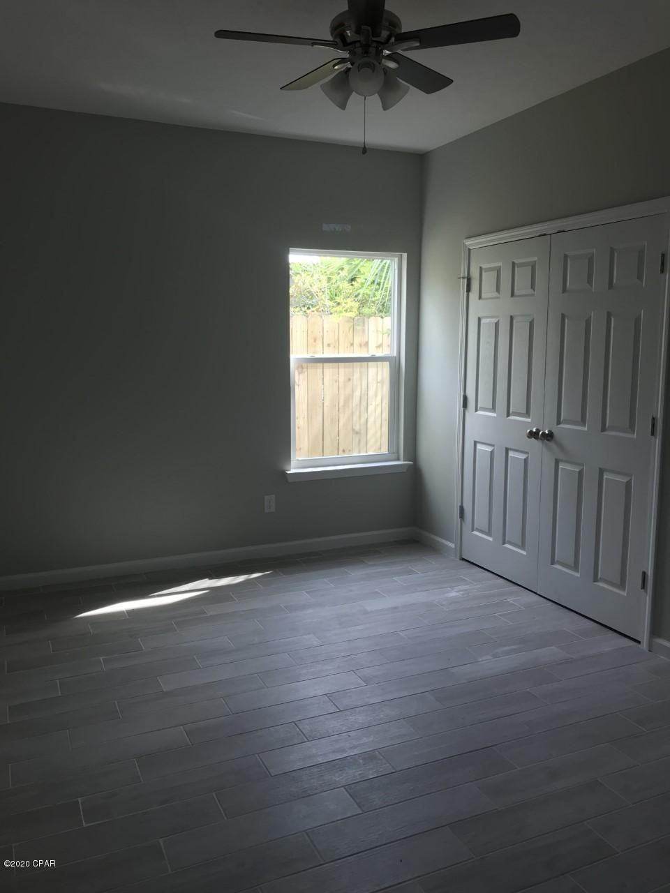 Laguna Beach Estates 7th Add - Residential