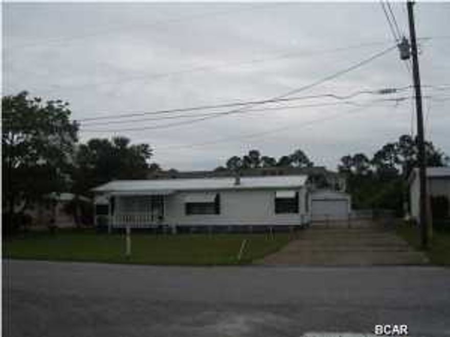 THIS IS A VERY WELL MAINTAINED HOME AND IS WAITING FOR A NEW OWNER. THE LIVING AREA IS OPEN AND INVITING FOR YOUR FAMILY AND FRIENDS. THE BACK YARD HAS A STORAGE SHED AND A LARGE WORK SHOP AND A DETACHED GARAGE. ALSO THERE IS ROOM FOR PARKING AN RV OR A BOAT. THE HOME COMES FURNISHED WITH THE EXCEPTION OF PERSONAL ITEMS.