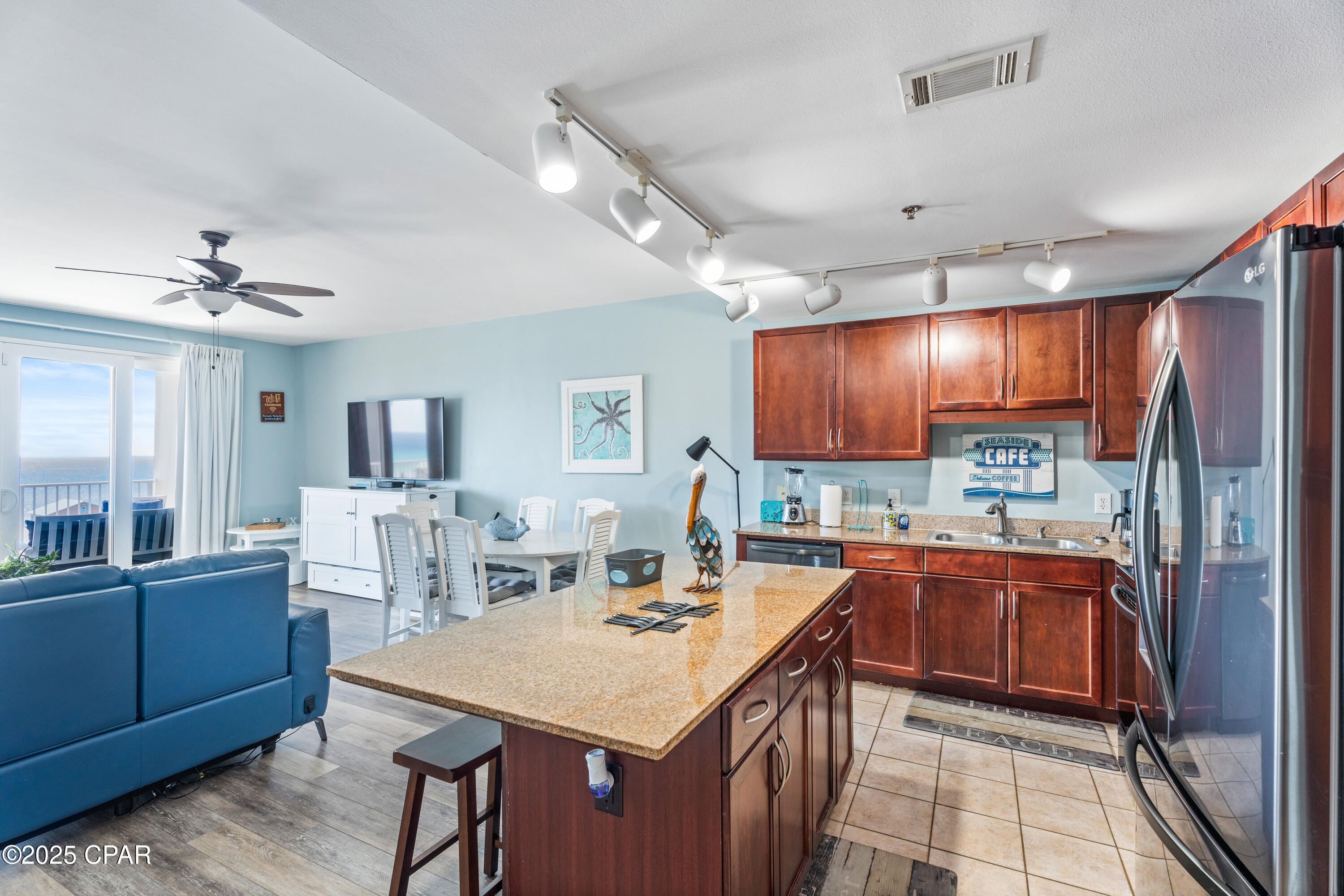 Laketown Wharf - Residential