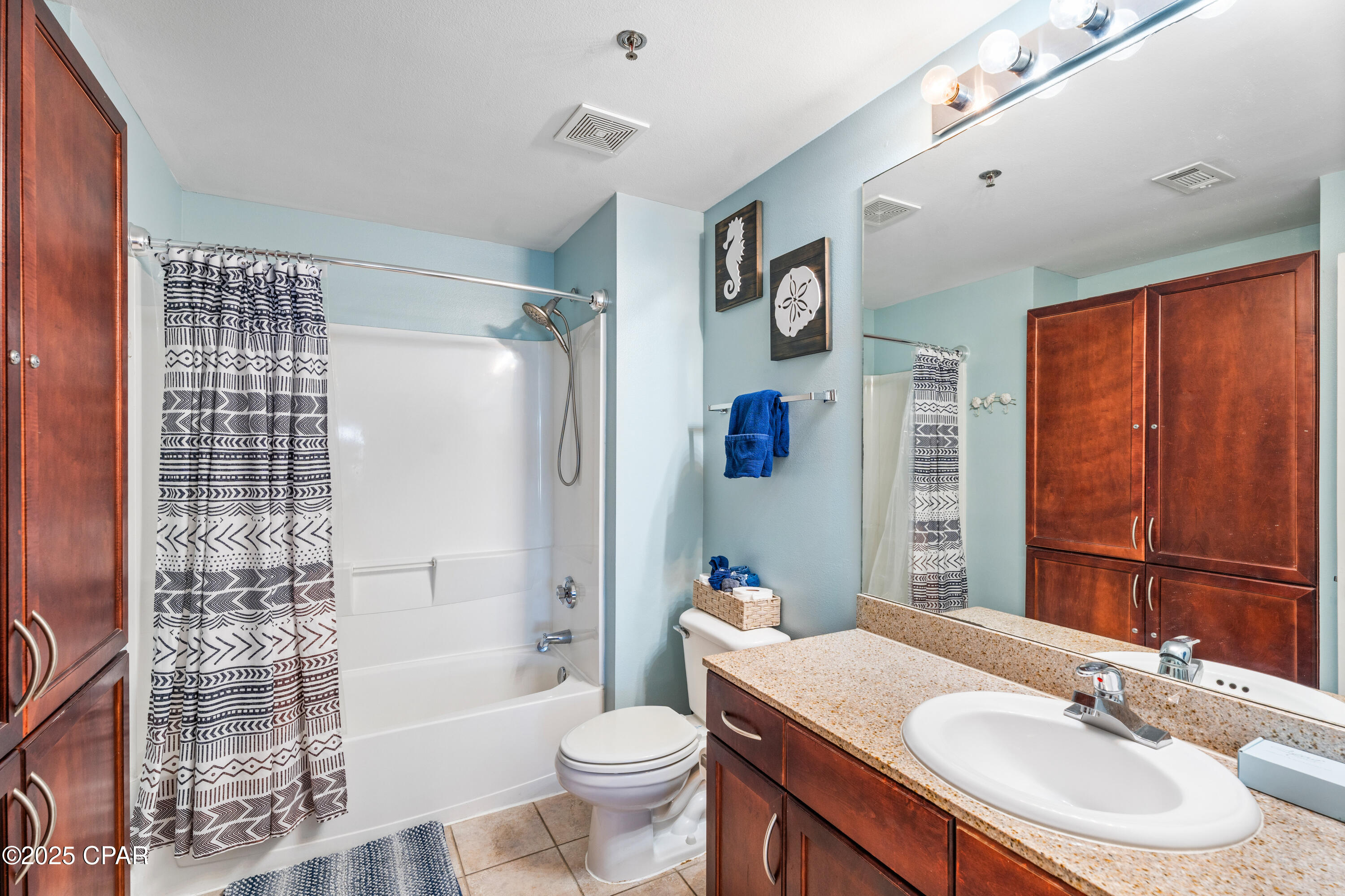 Laketown Wharf - Residential