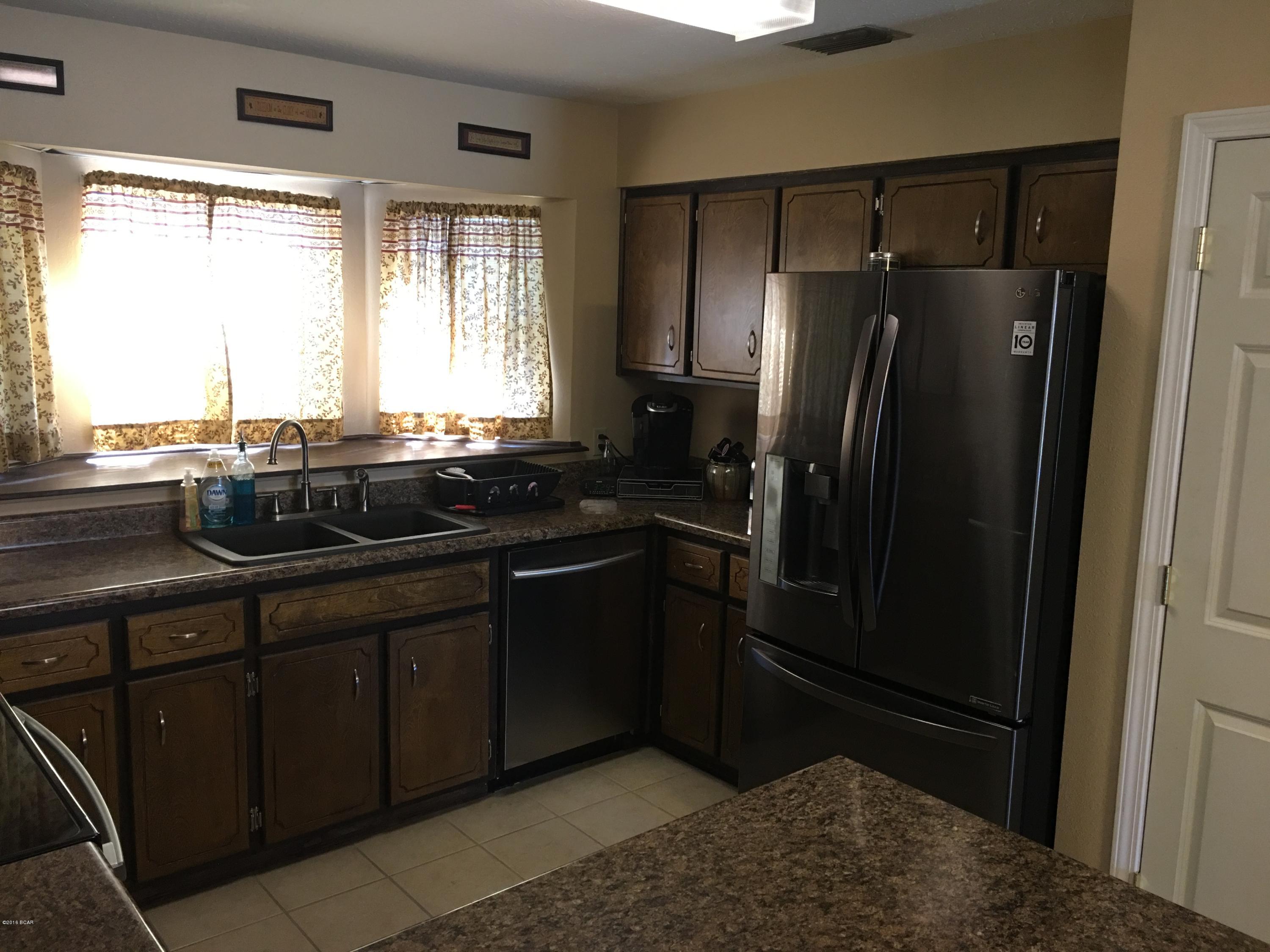 Shadow Bay Unit 2 Replat - Residential