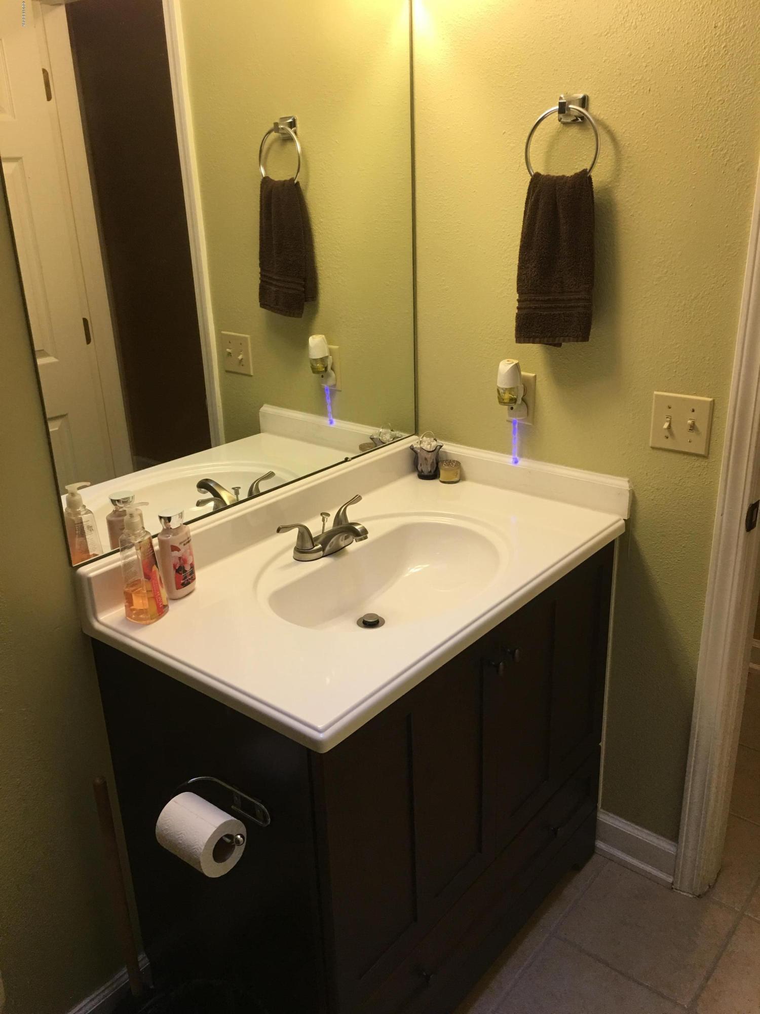 Shadow Bay Unit 2 Replat - Residential