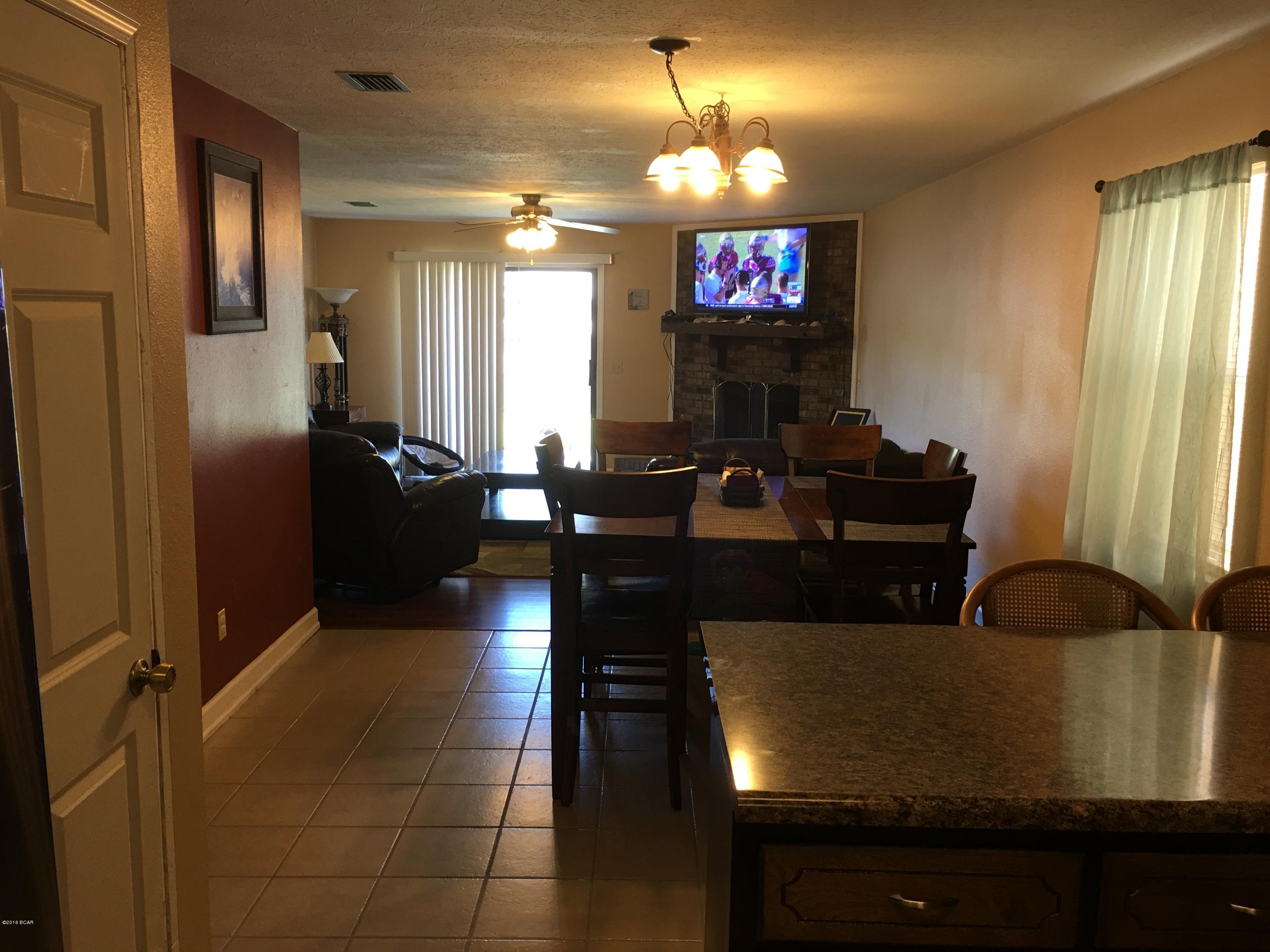 Shadow Bay Unit 2 Replat - Residential