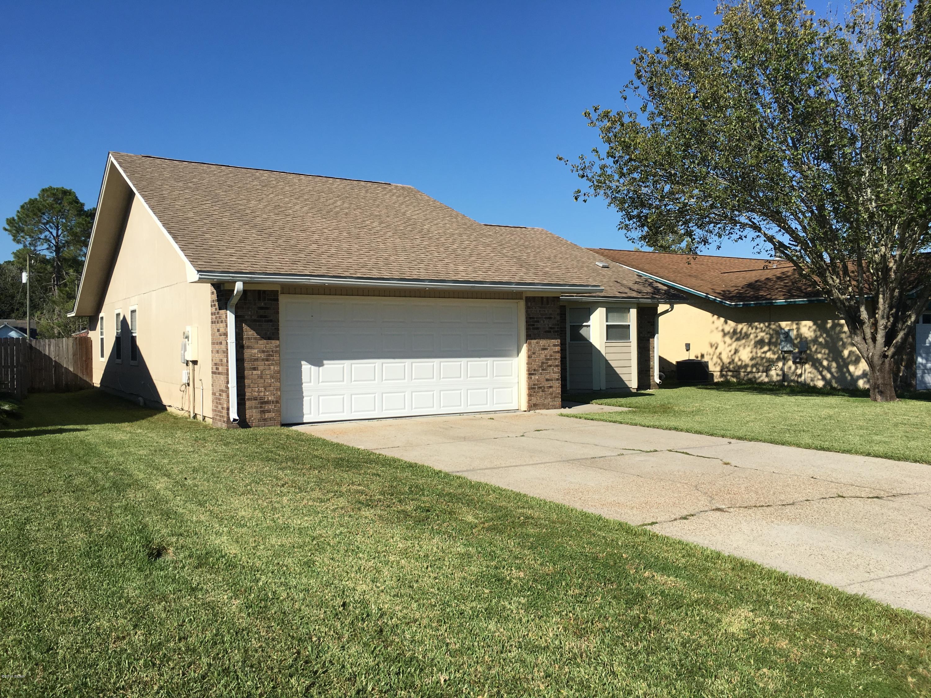 Shadow Bay Unit 2 Replat - Residential