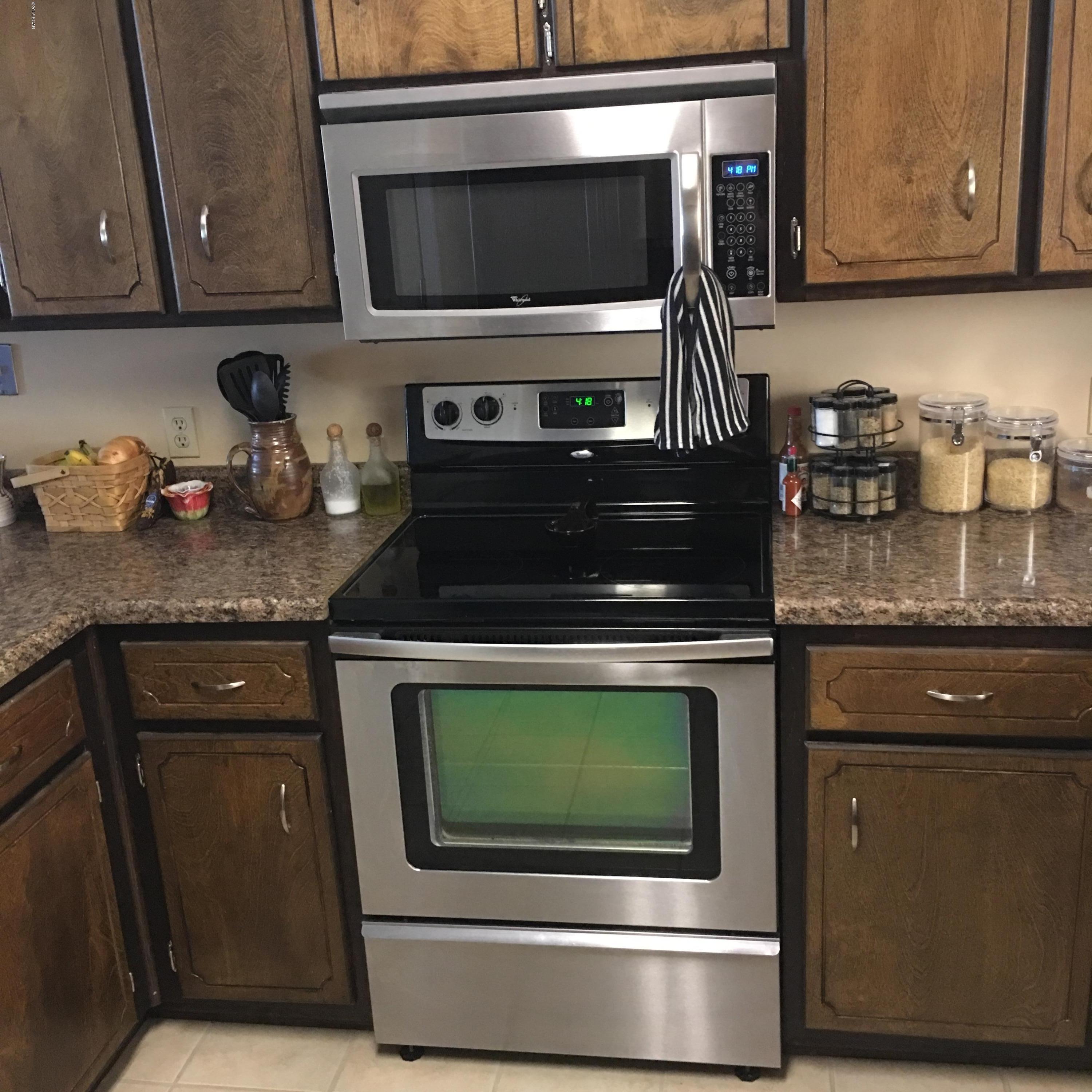 Shadow Bay Unit 2 Replat - Residential