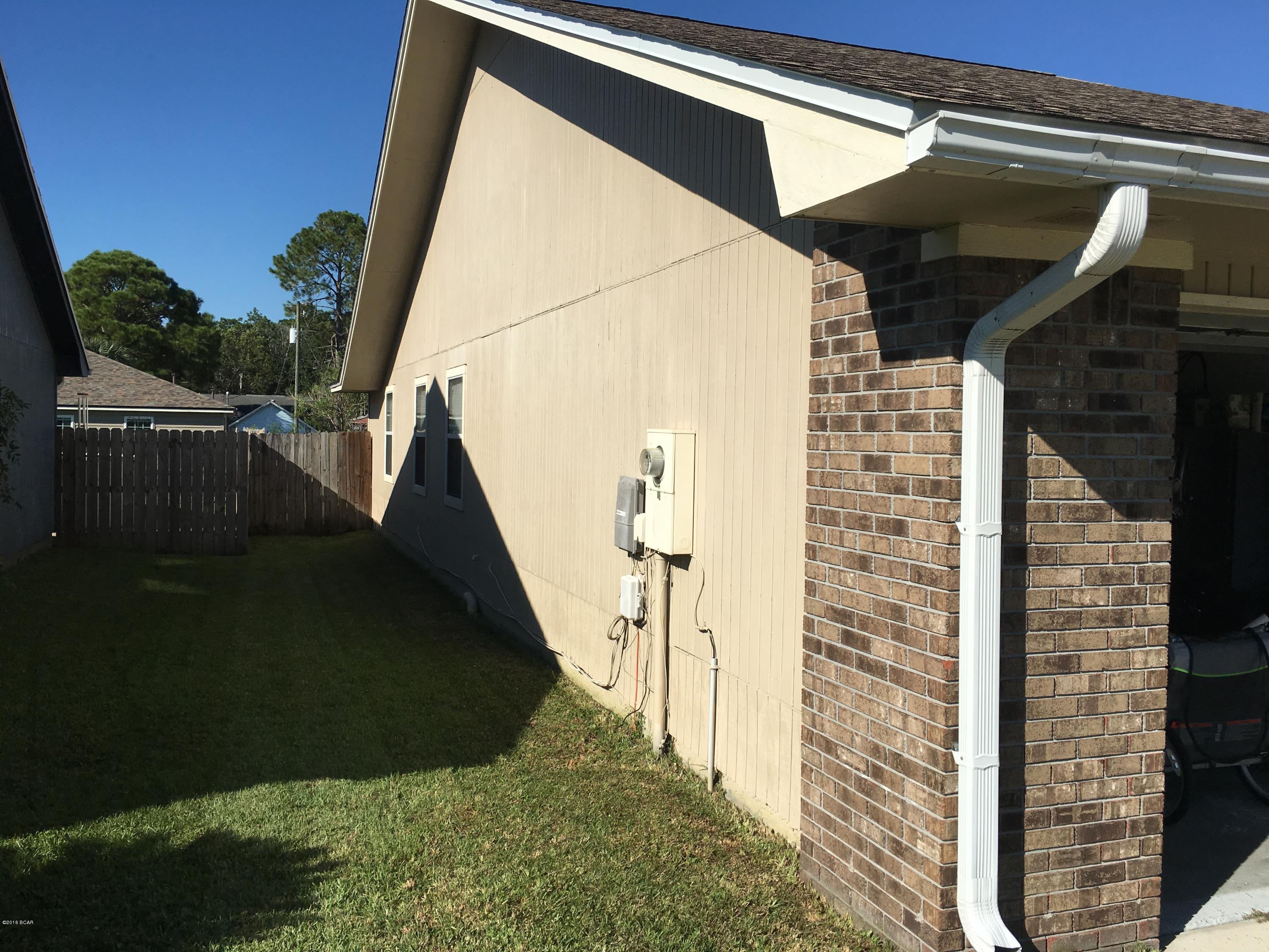 Shadow Bay Unit 2 Replat - Residential