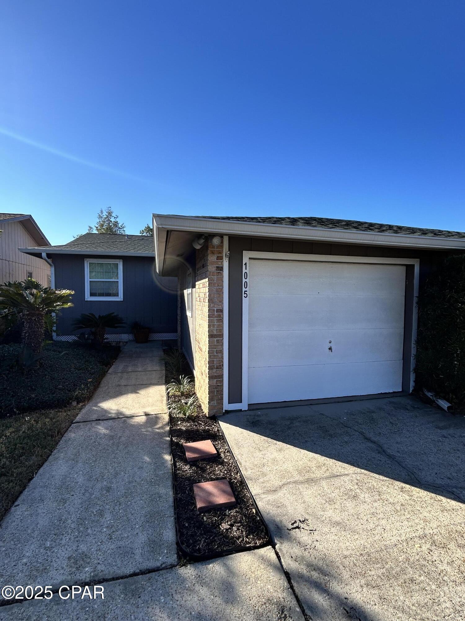 [No Recorded Subdiv] - Residential Lease