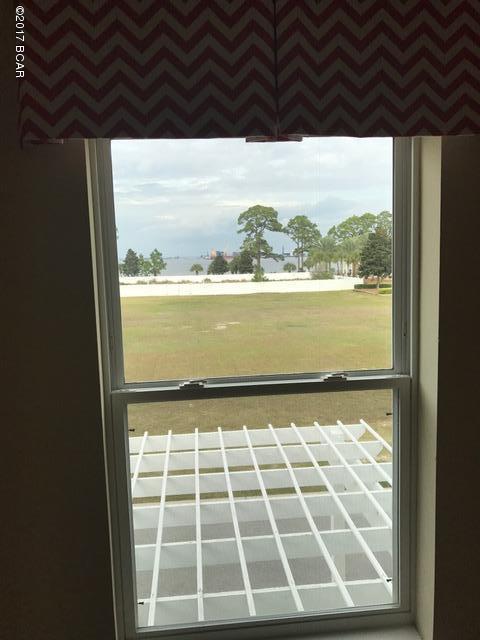 Magnolia Bay Club - Residential