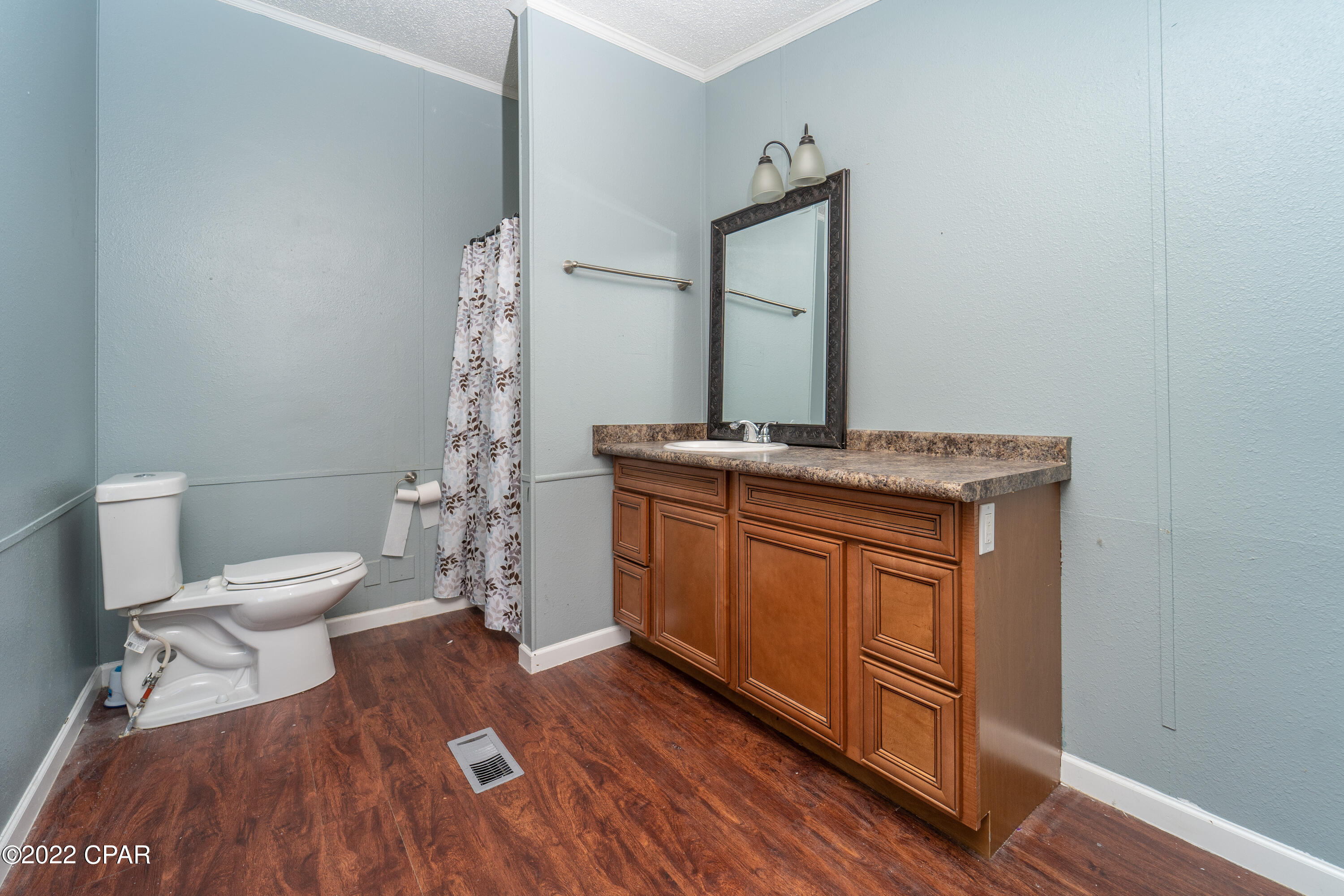 Waverly Ests - Residential