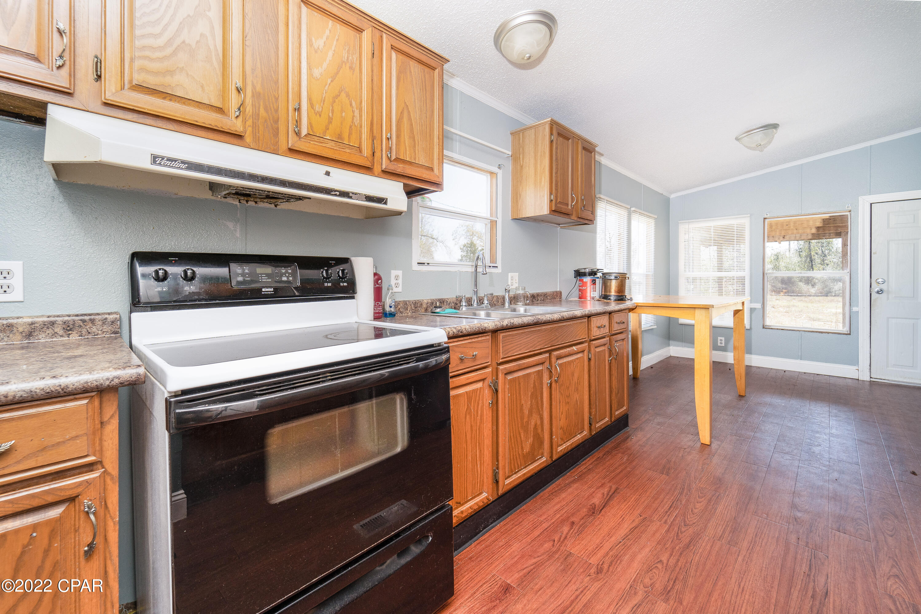 Waverly Ests - Residential