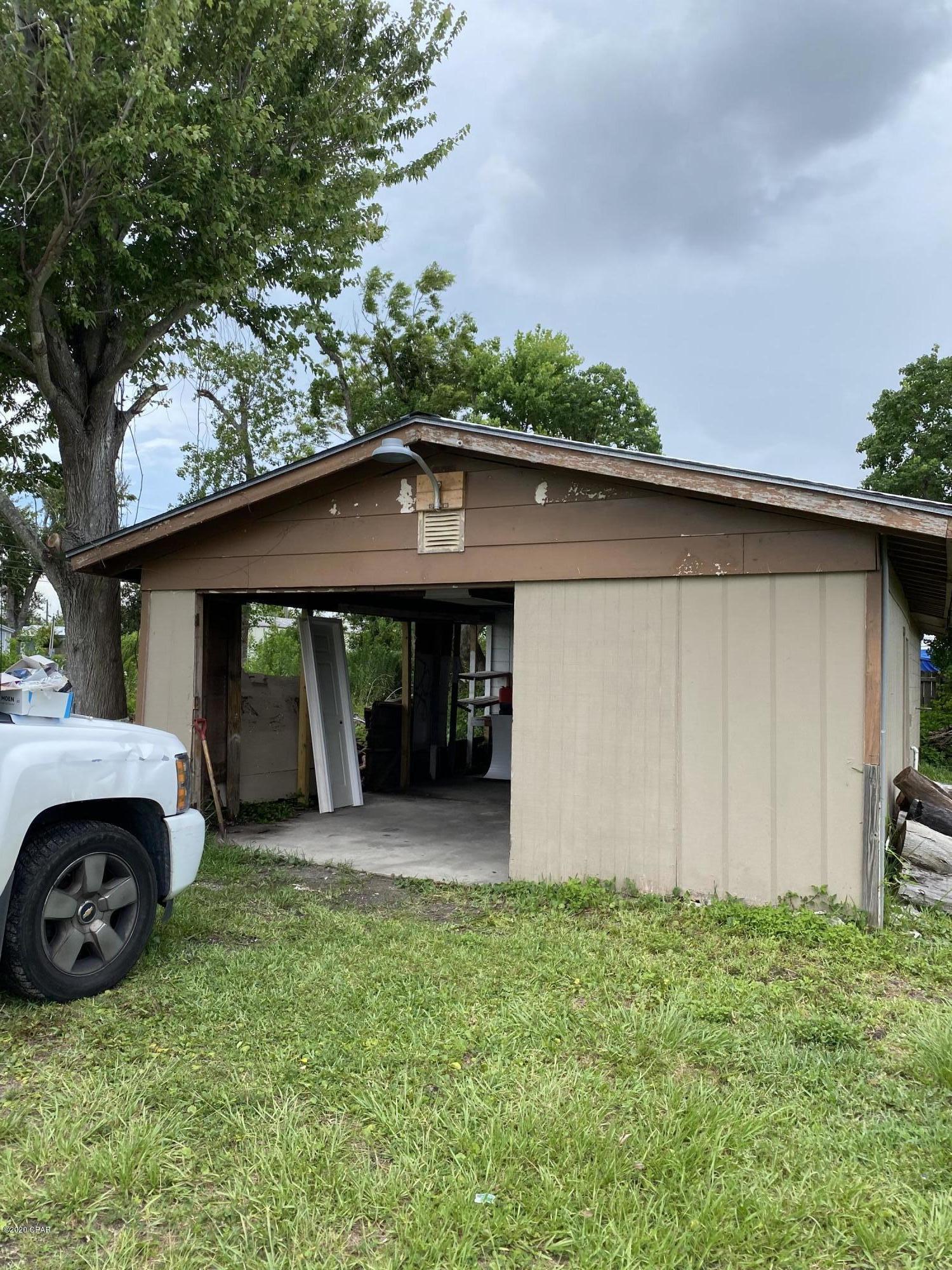 [No Recorded Subdiv] - Residential