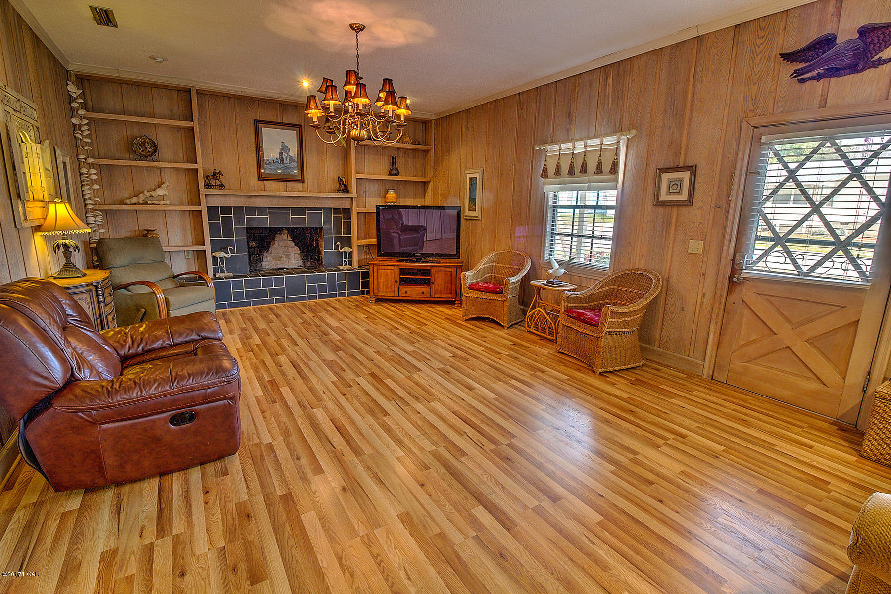 Laguna Beach Estates 7th Add - Residential