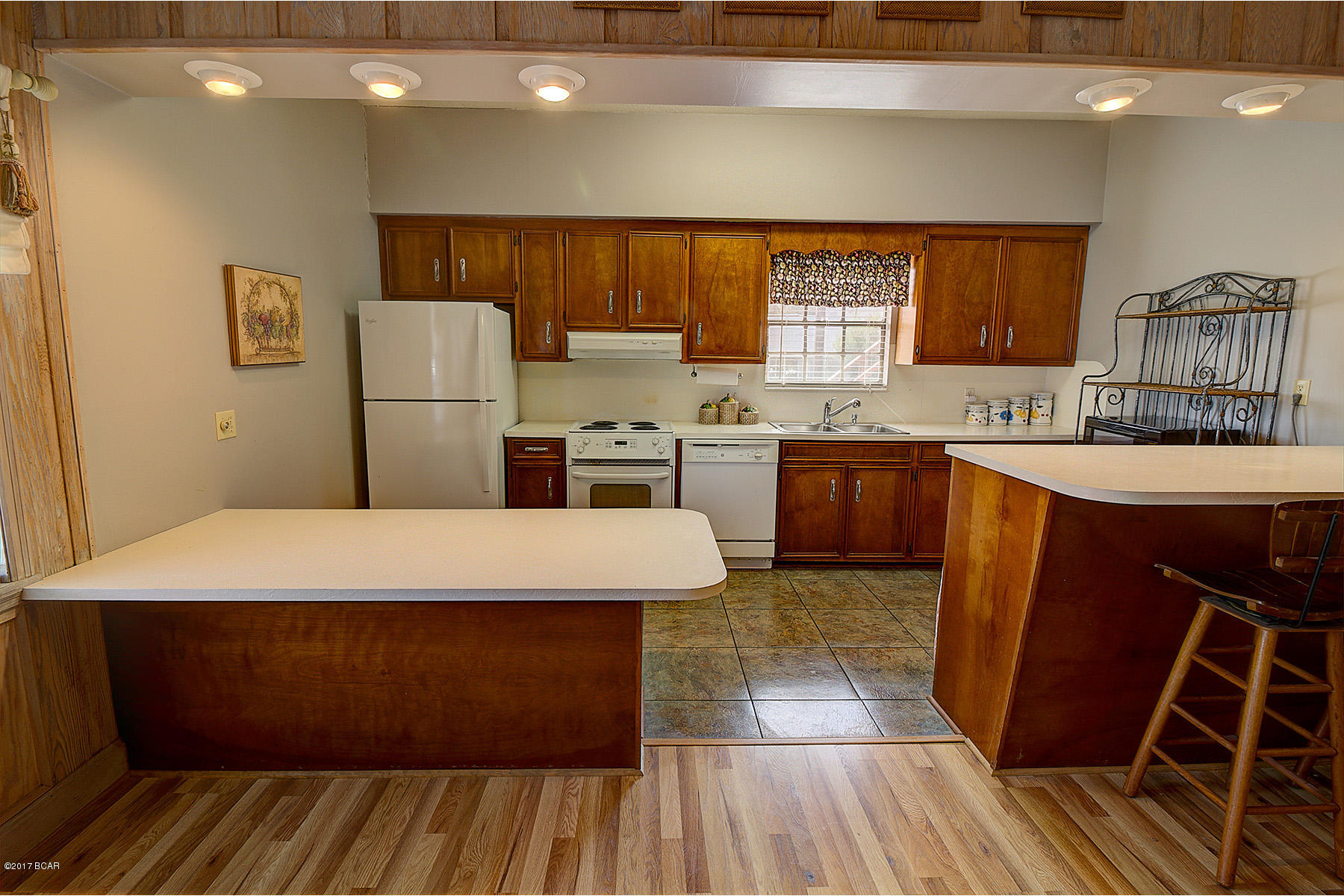 Laguna Beach Estates 7th Add - Residential