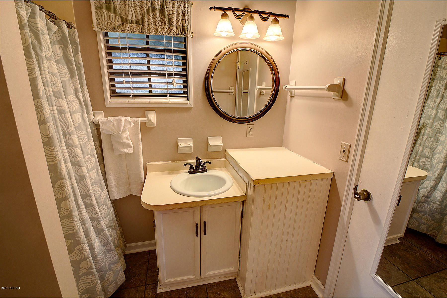 Laguna Beach Estates 7th Add - Residential