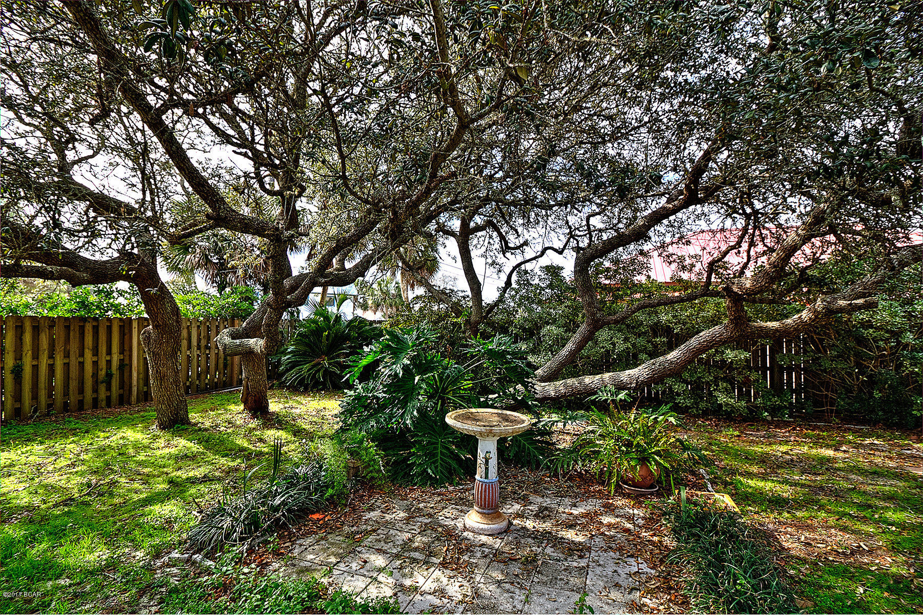 Laguna Beach Estates 7th Add - Residential