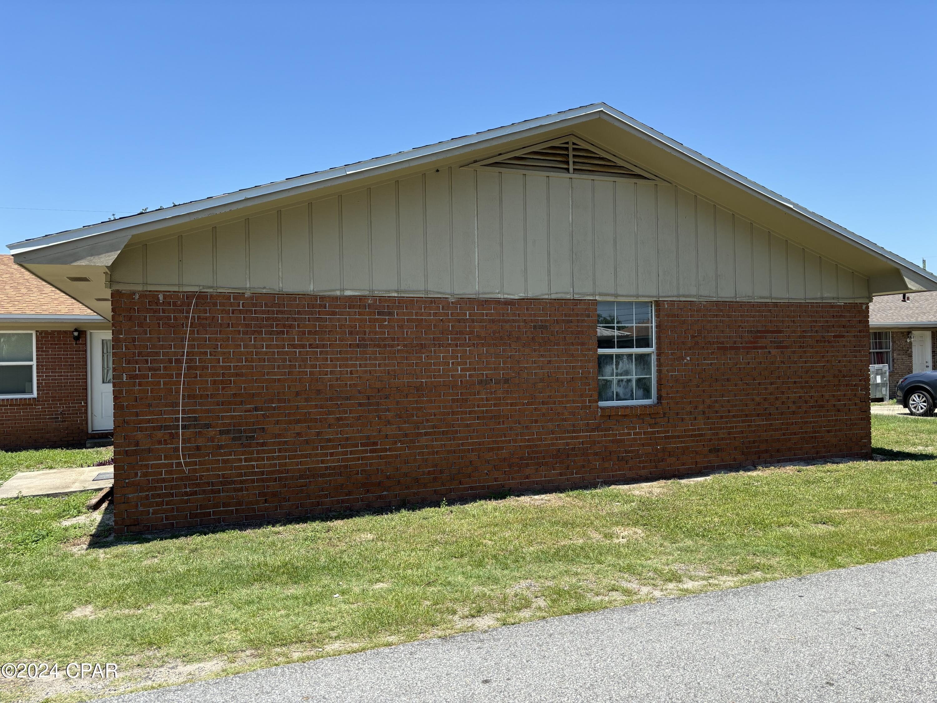 [No Recorded Subdiv] - Residential Lease