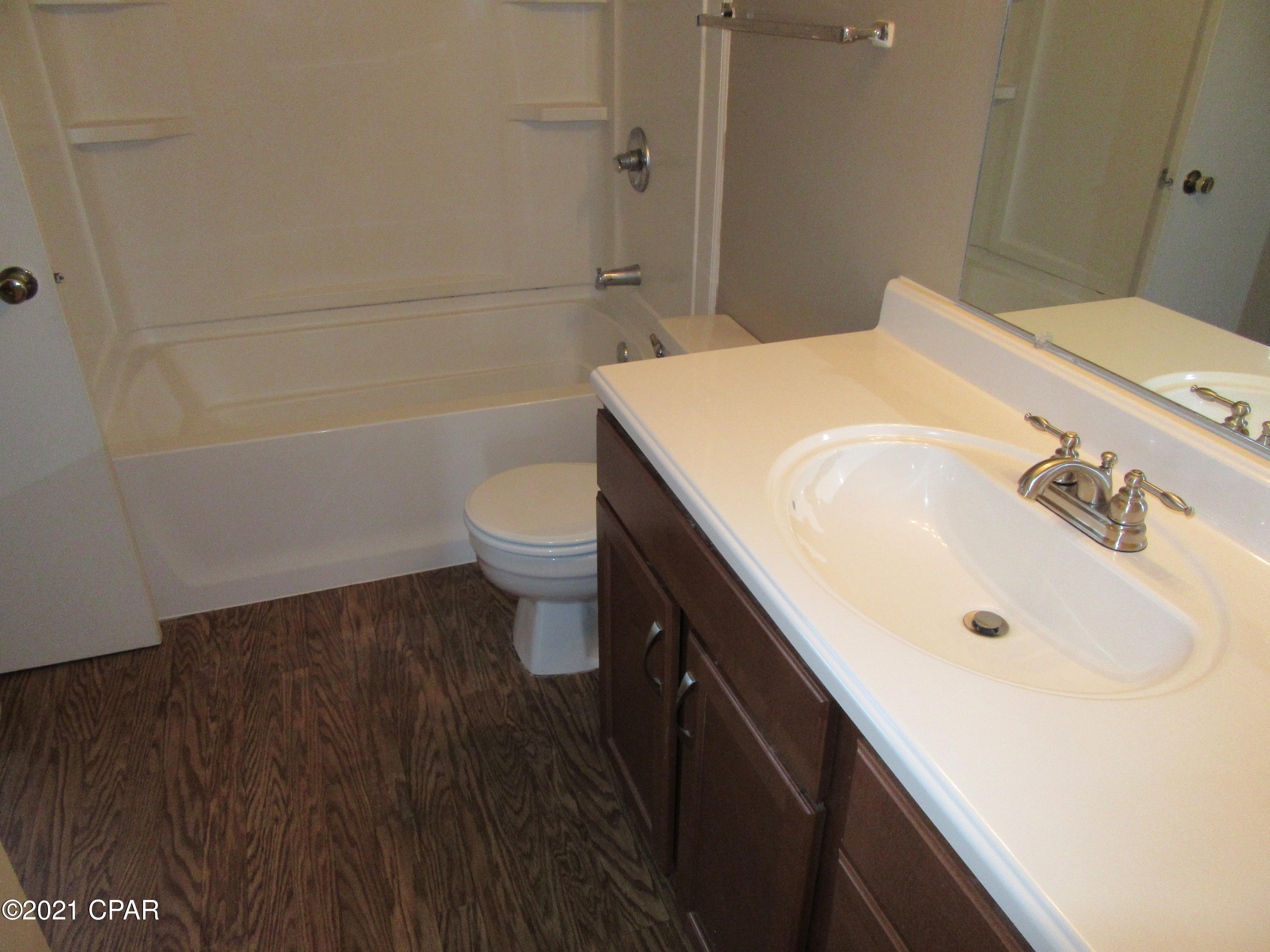 [No Recorded Subdiv] - Residential Lease