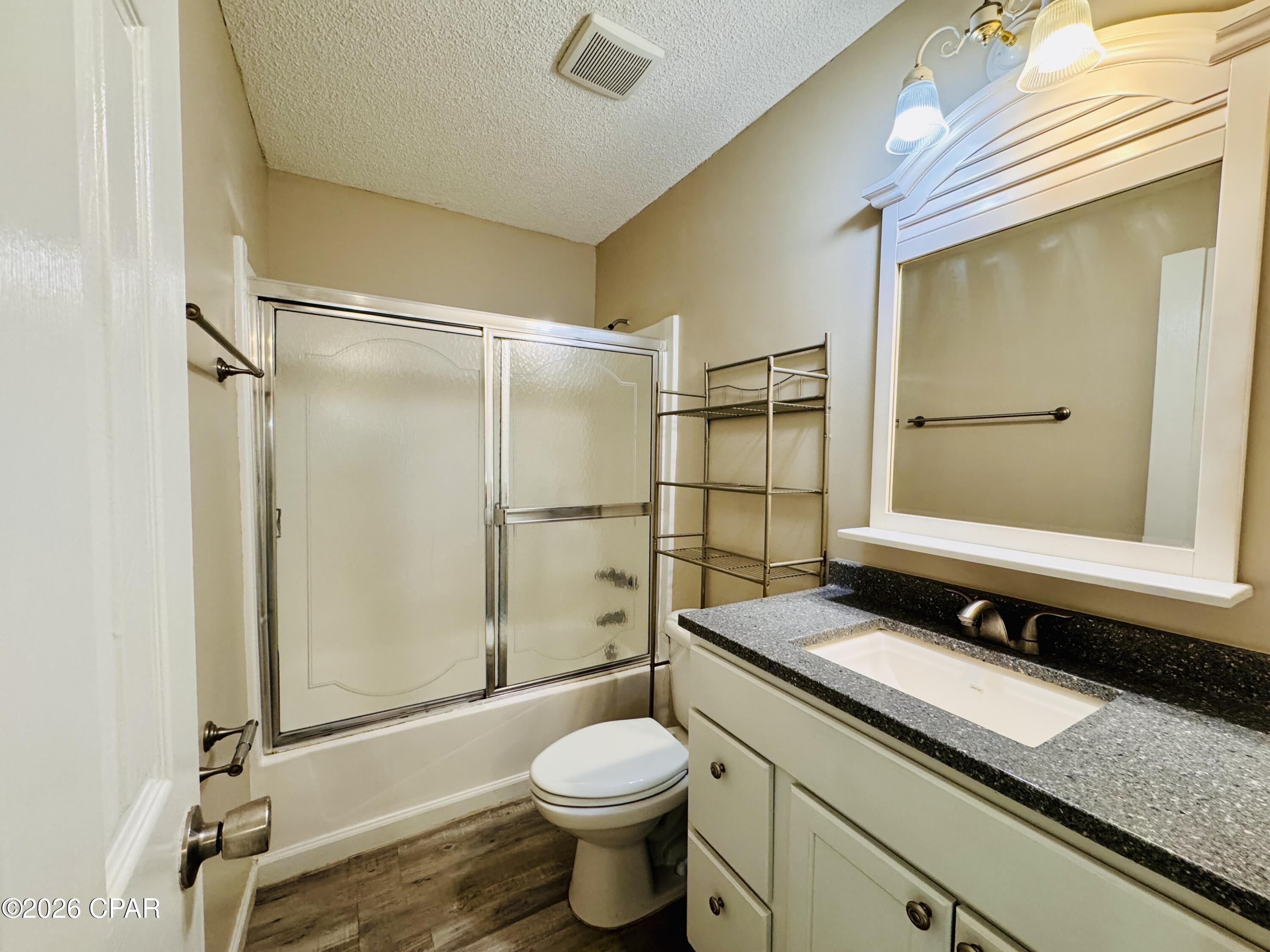 [No Recorded Subdiv] - Residential Lease