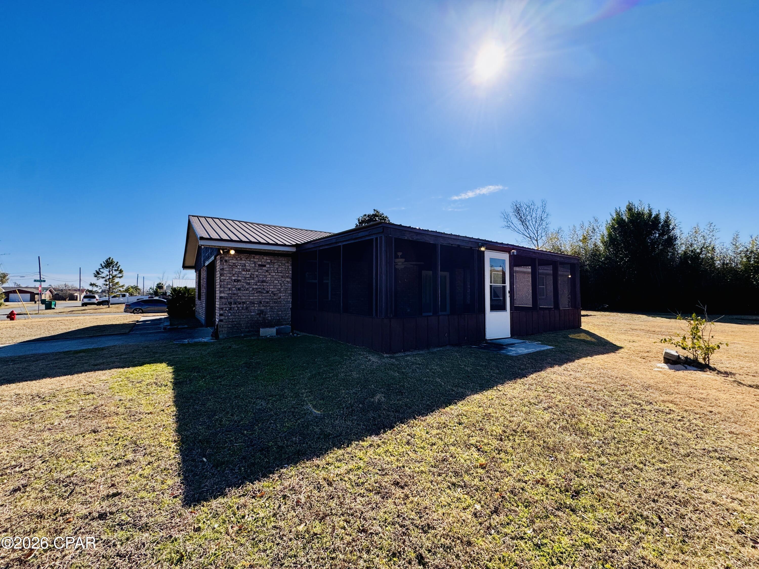 [No Recorded Subdiv] - Residential Lease