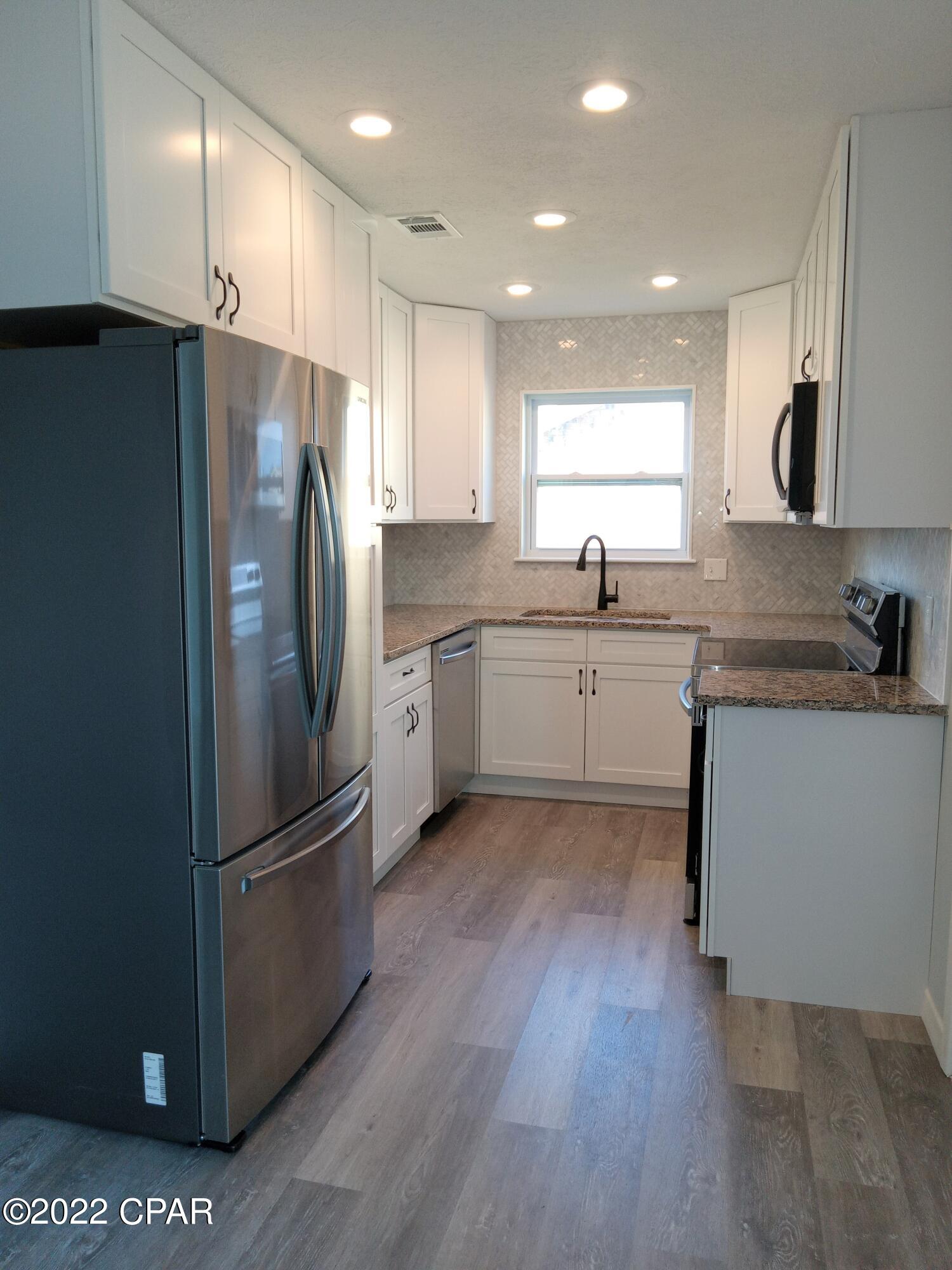 Belaire Estates U-5 - Residential