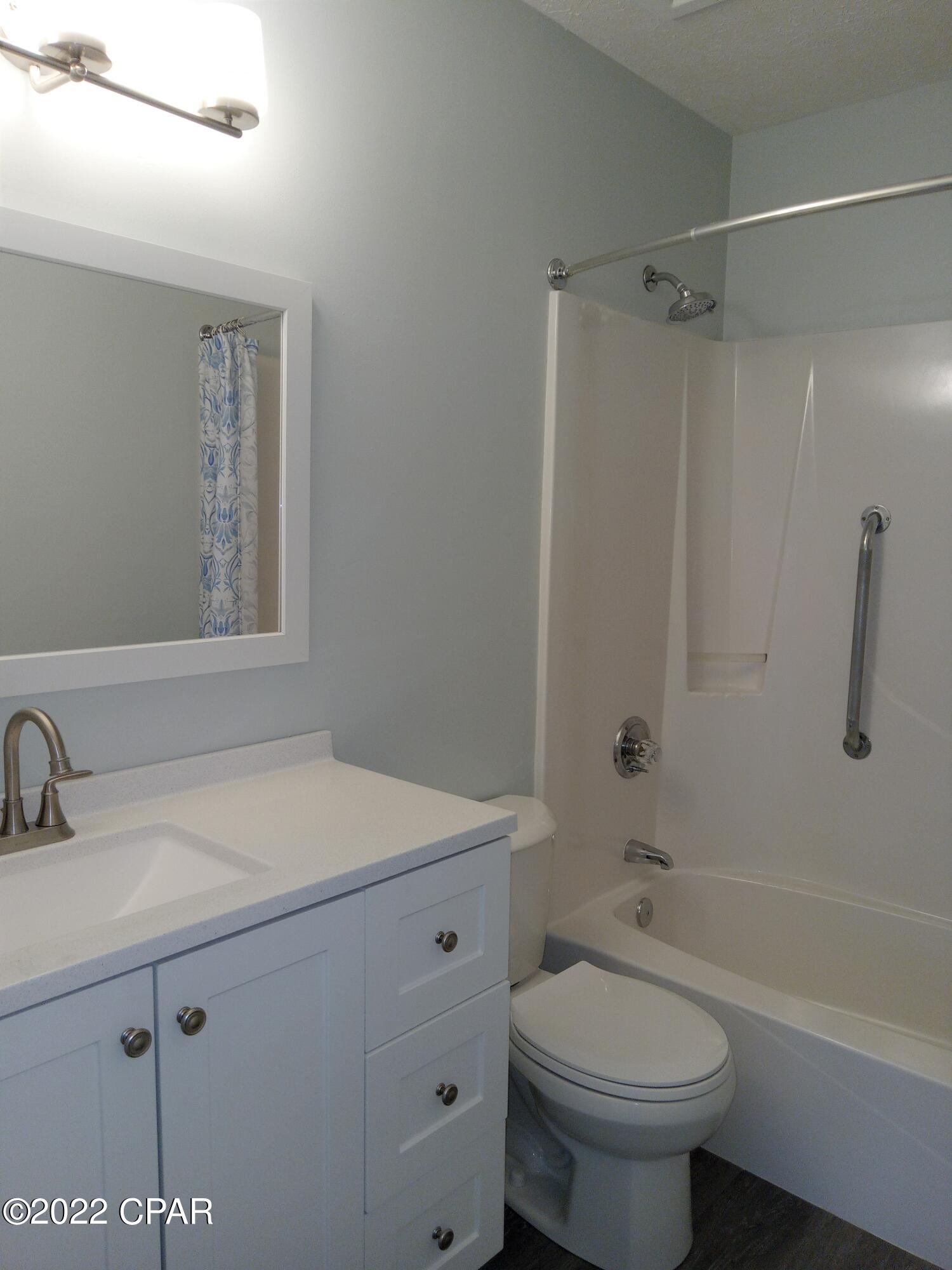 Belaire Estates U-5 - Residential