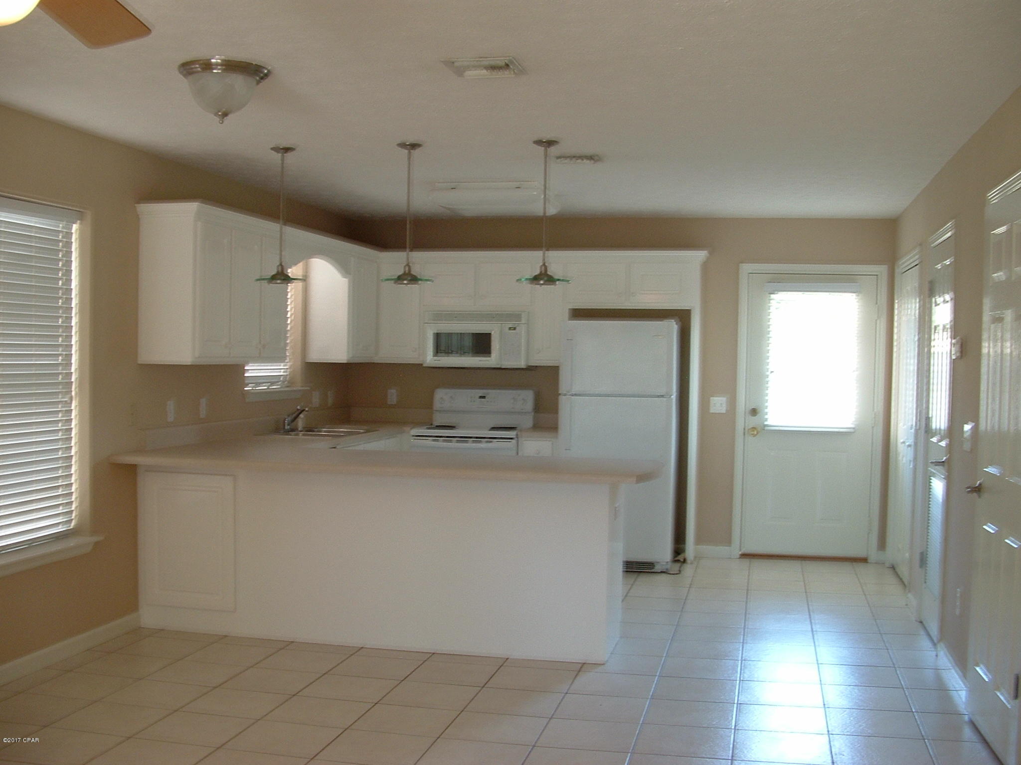 [No Recorded Subdiv] - Residential Lease