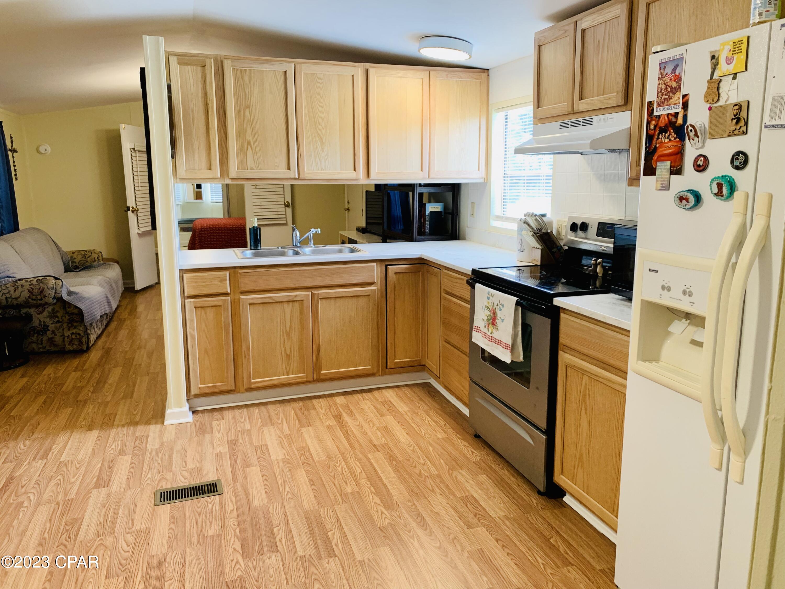 [No Recorded Subdiv] - Residential