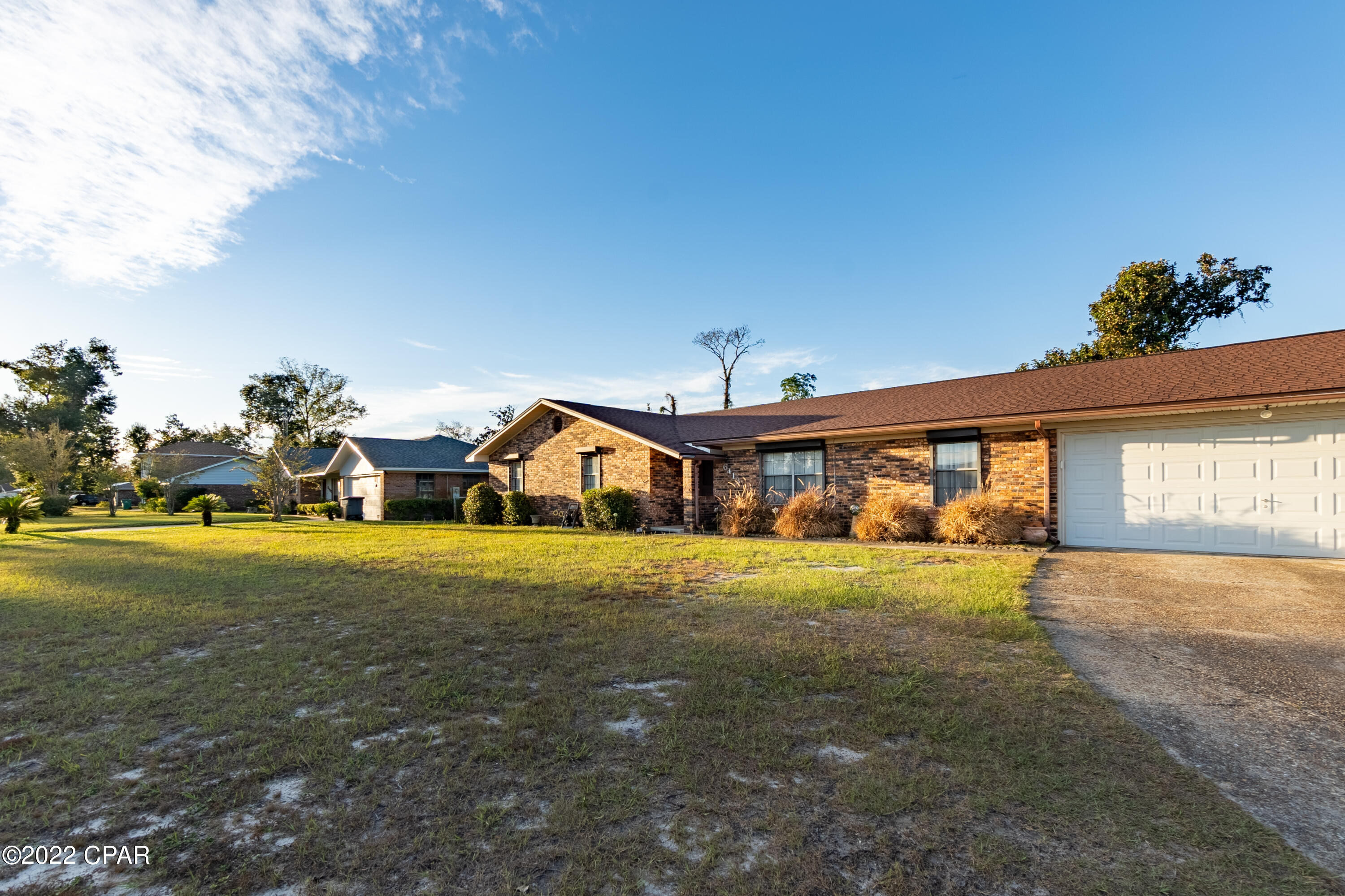 Imperial Oaks - Residential