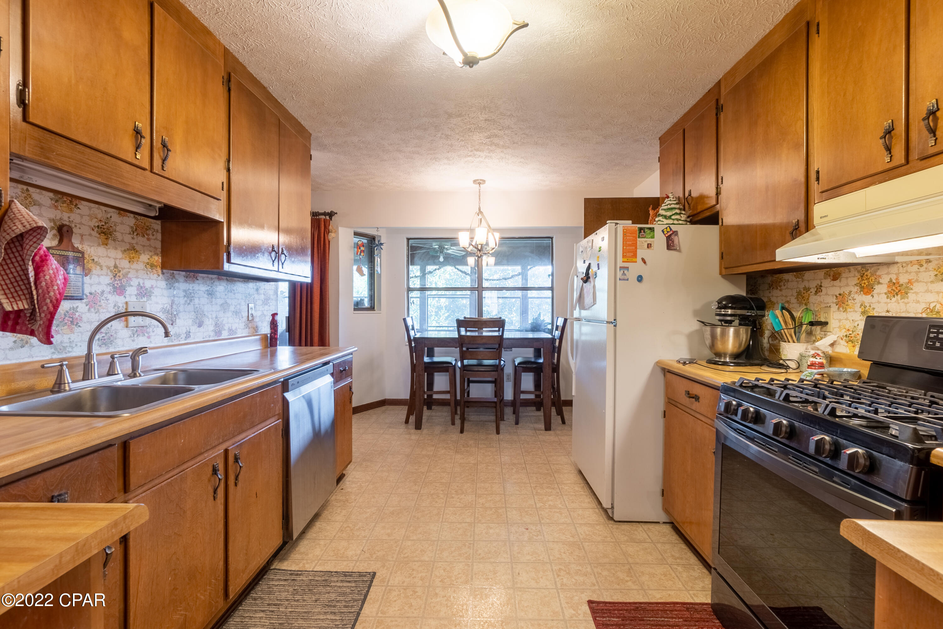 Imperial Oaks - Residential