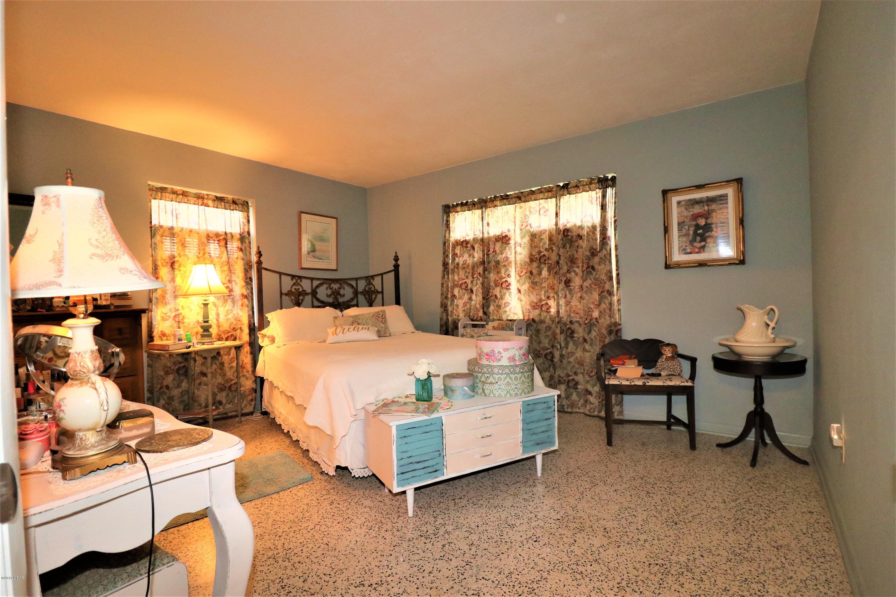 Sunny Hills Unit 4 - Residential