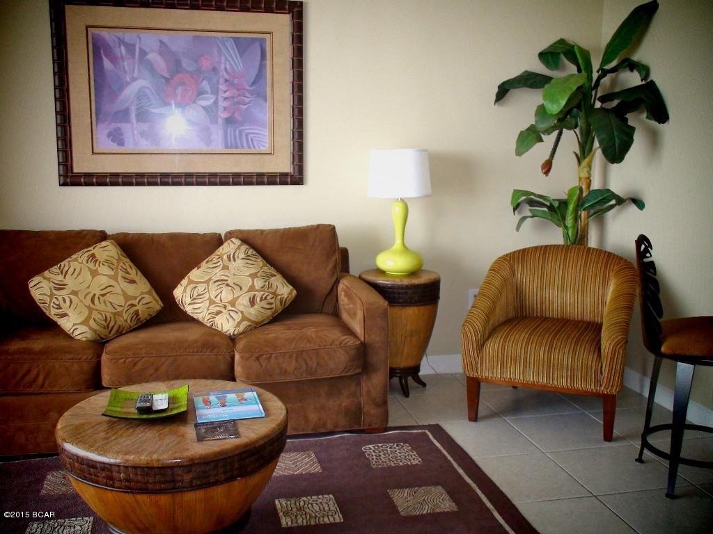 Splash Condo - Residential