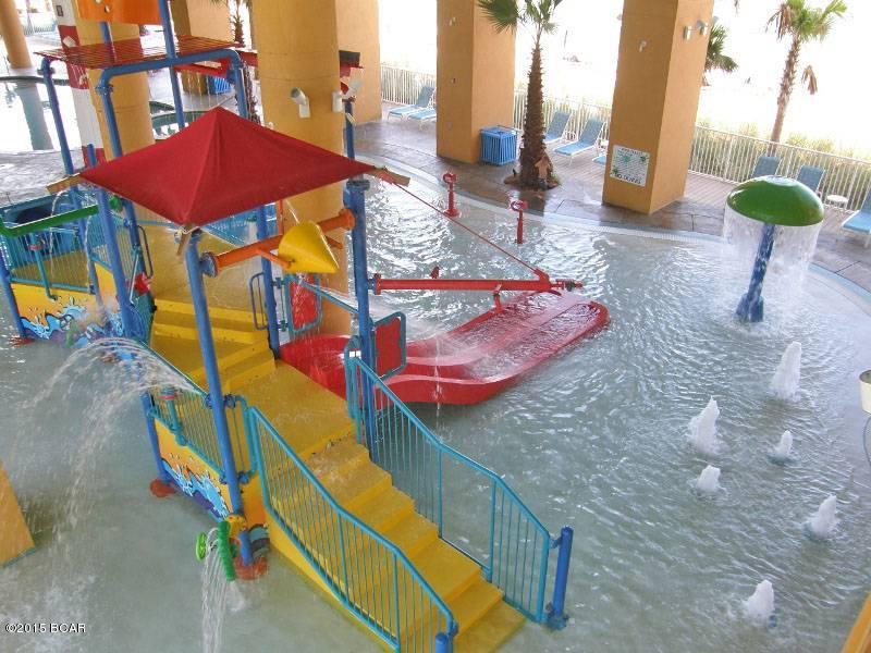 Splash Condo - Residential