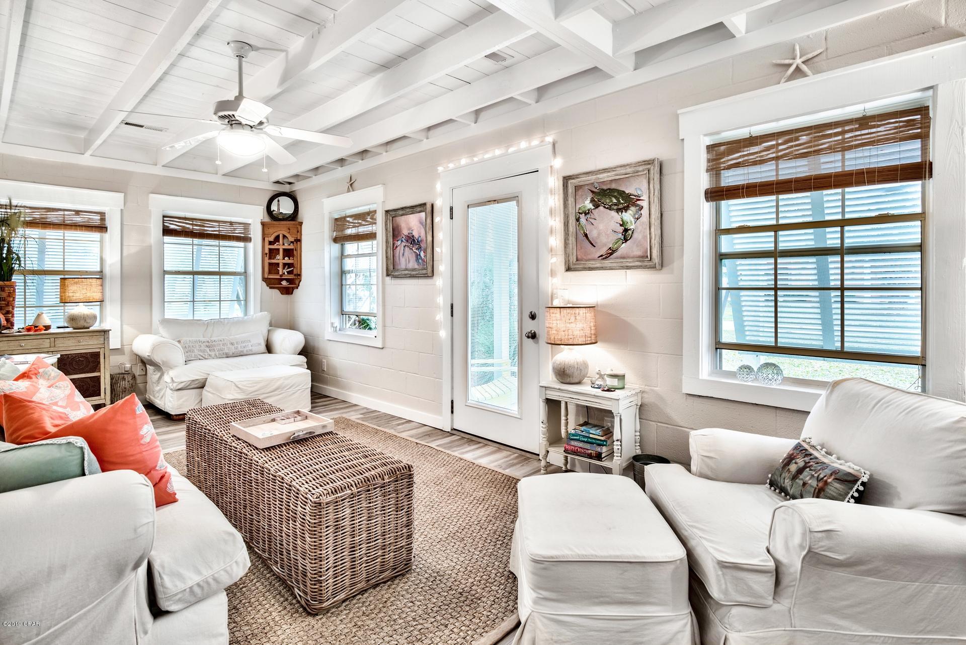 Santa Monica Beach - Residential