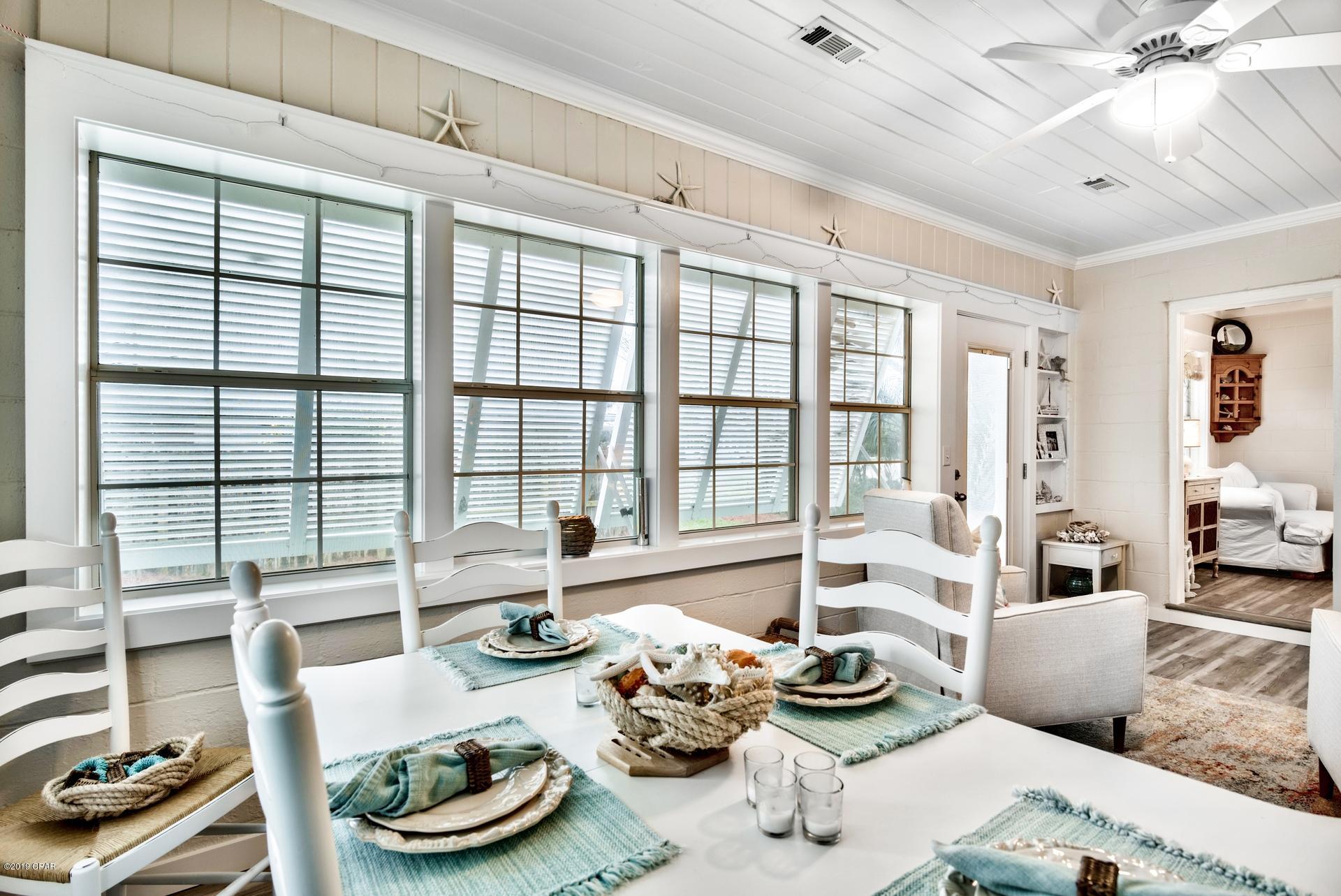 Santa Monica Beach - Residential