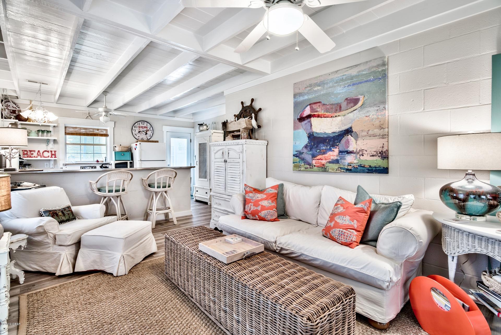 Santa Monica Beach - Residential