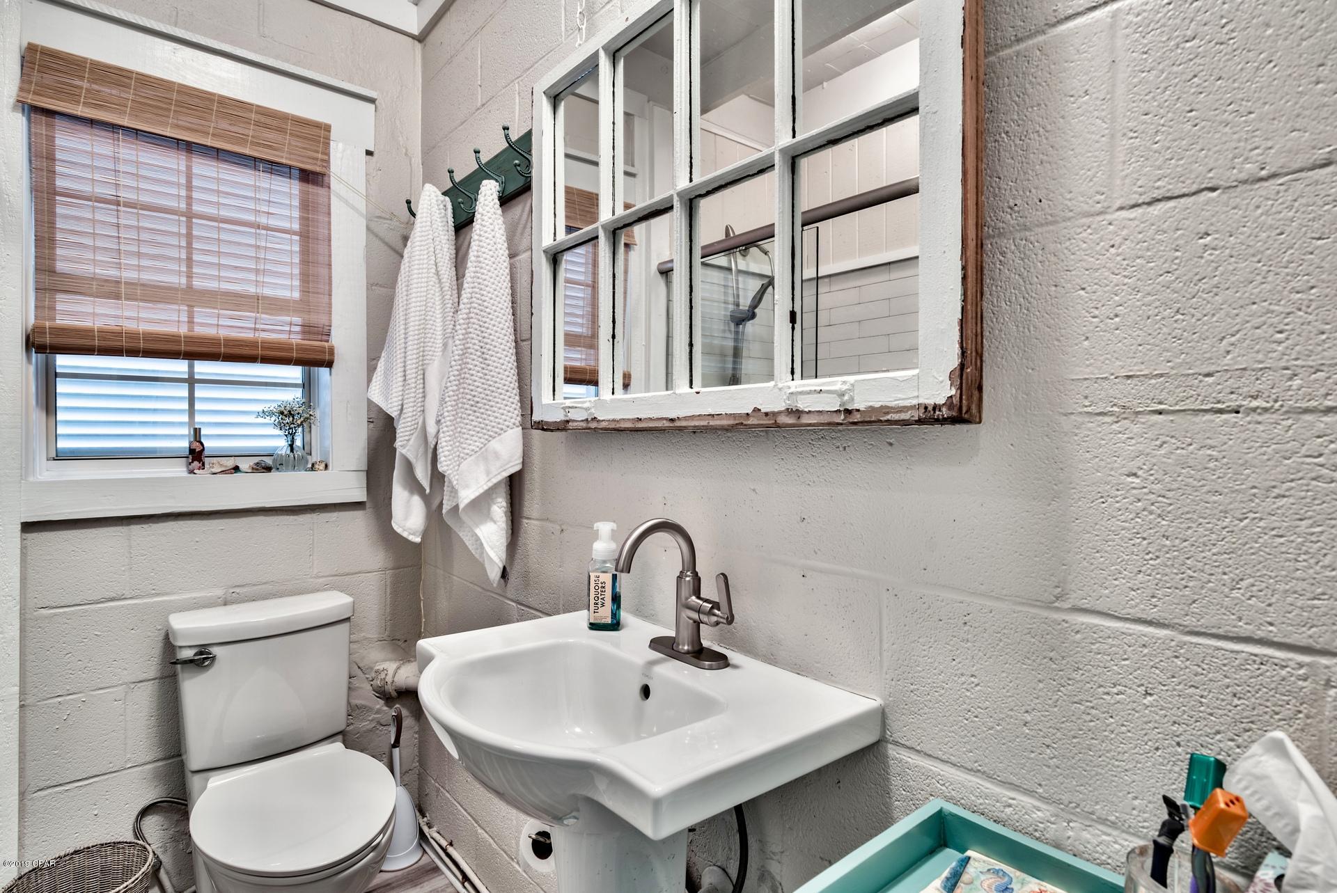 Santa Monica Beach - Residential