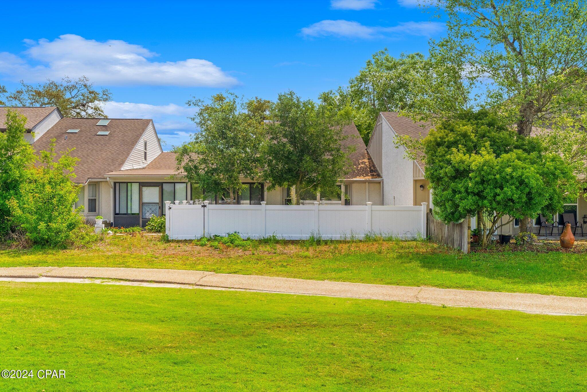 Grand View - Residential