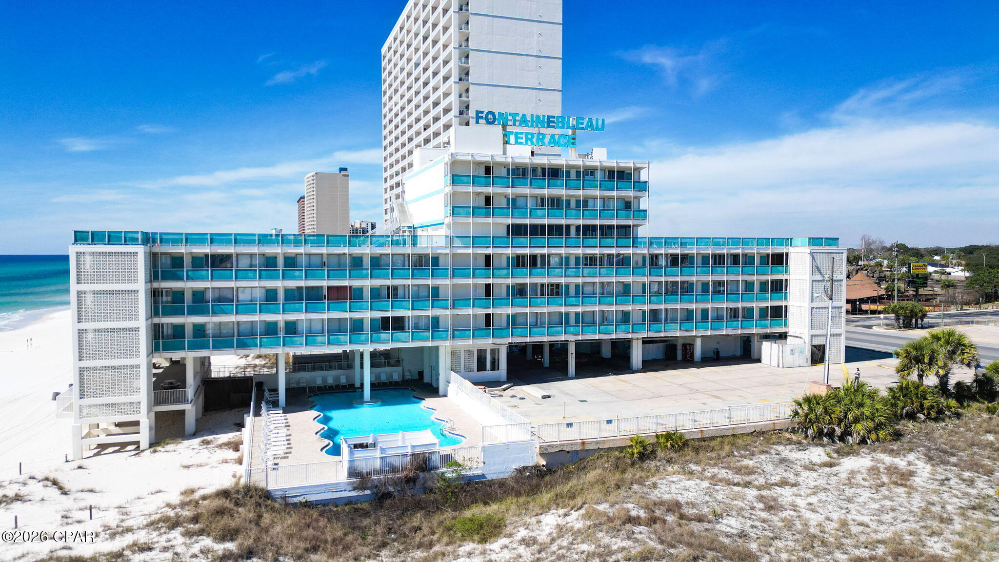 Fontainebleau Terrace - Residential