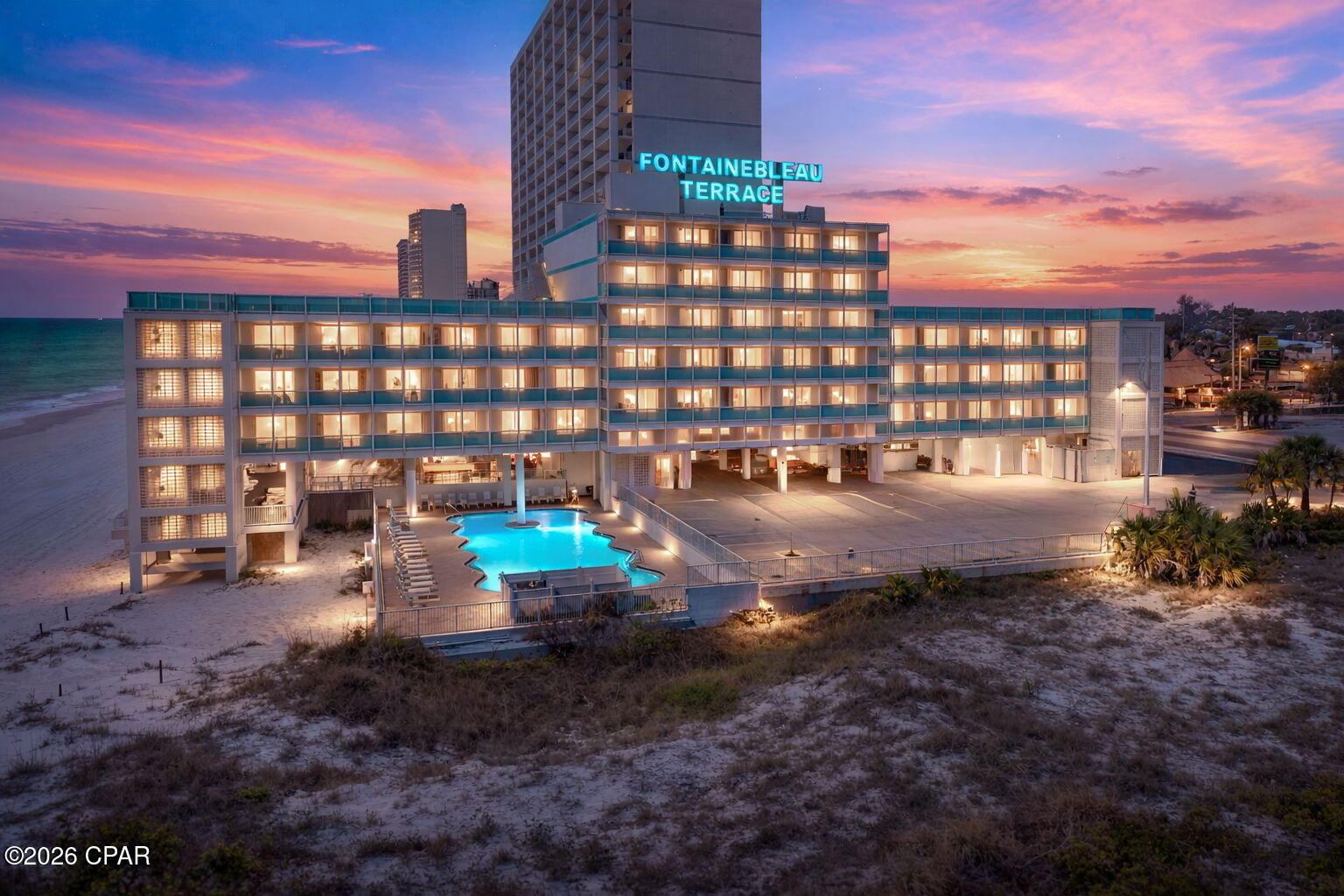 Fontainebleau Terrace - Residential