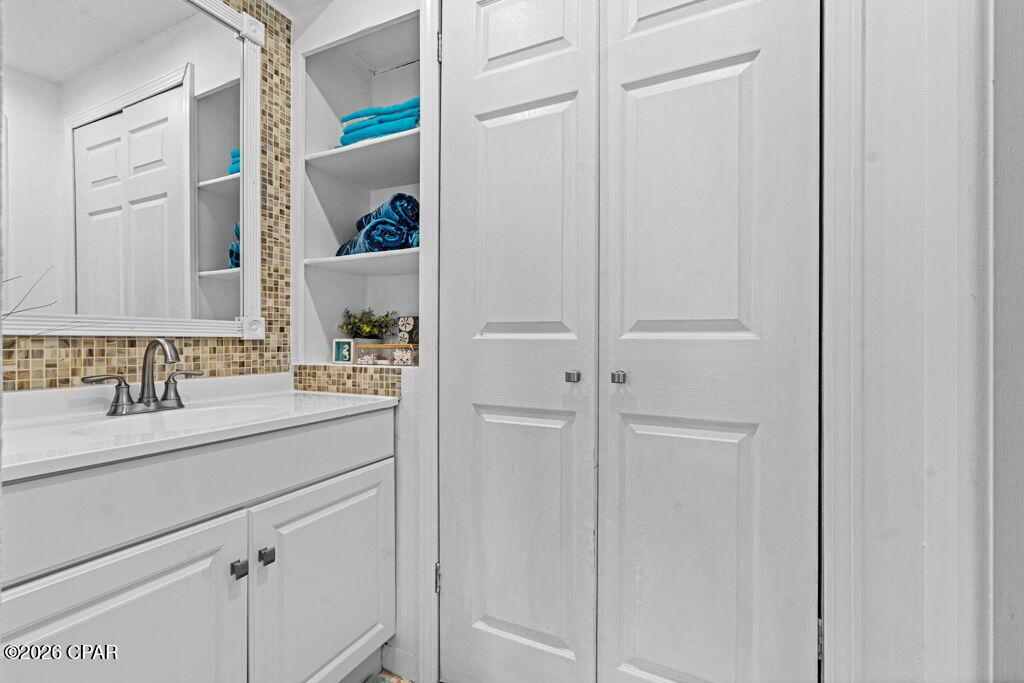 Fontainebleau Terrace - Residential