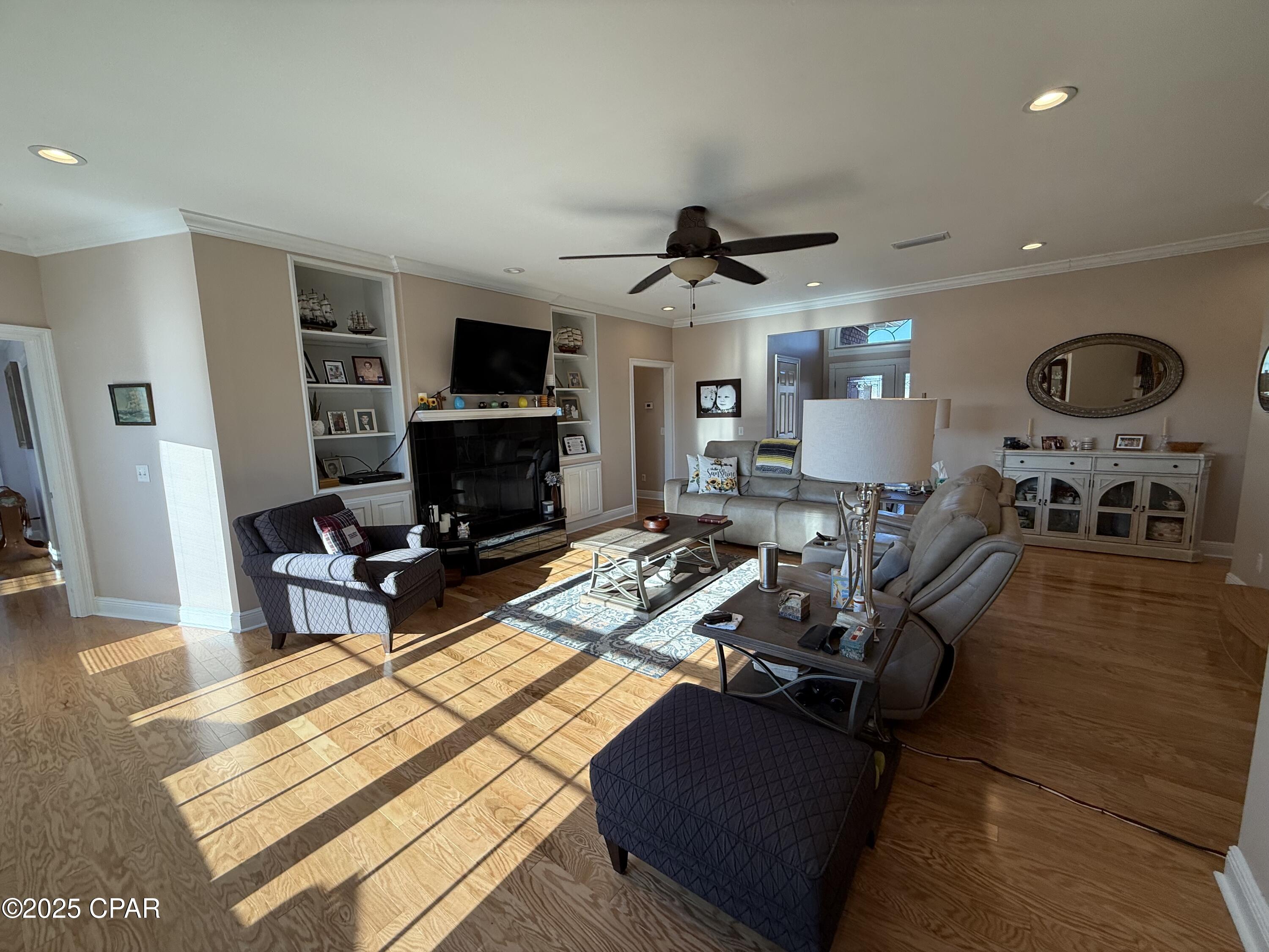 Spring Chase - Residential