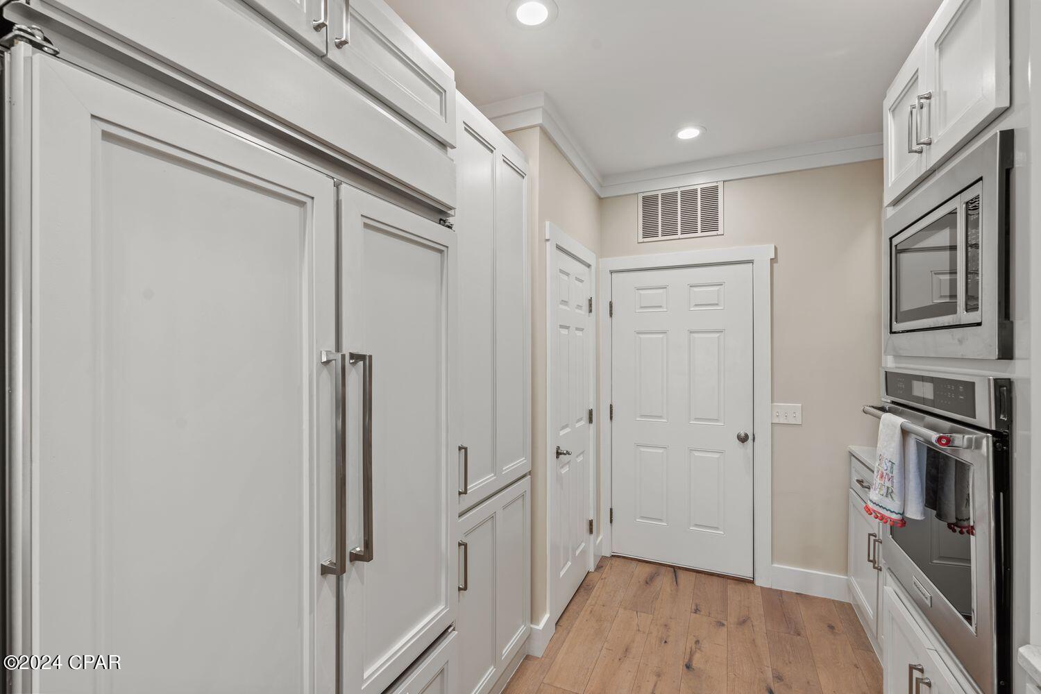 Panama City Beach, Florida 32408, United States, 3 Bedrooms Bedrooms, ,3 BathroomsBathrooms,Residential,Pending,64878