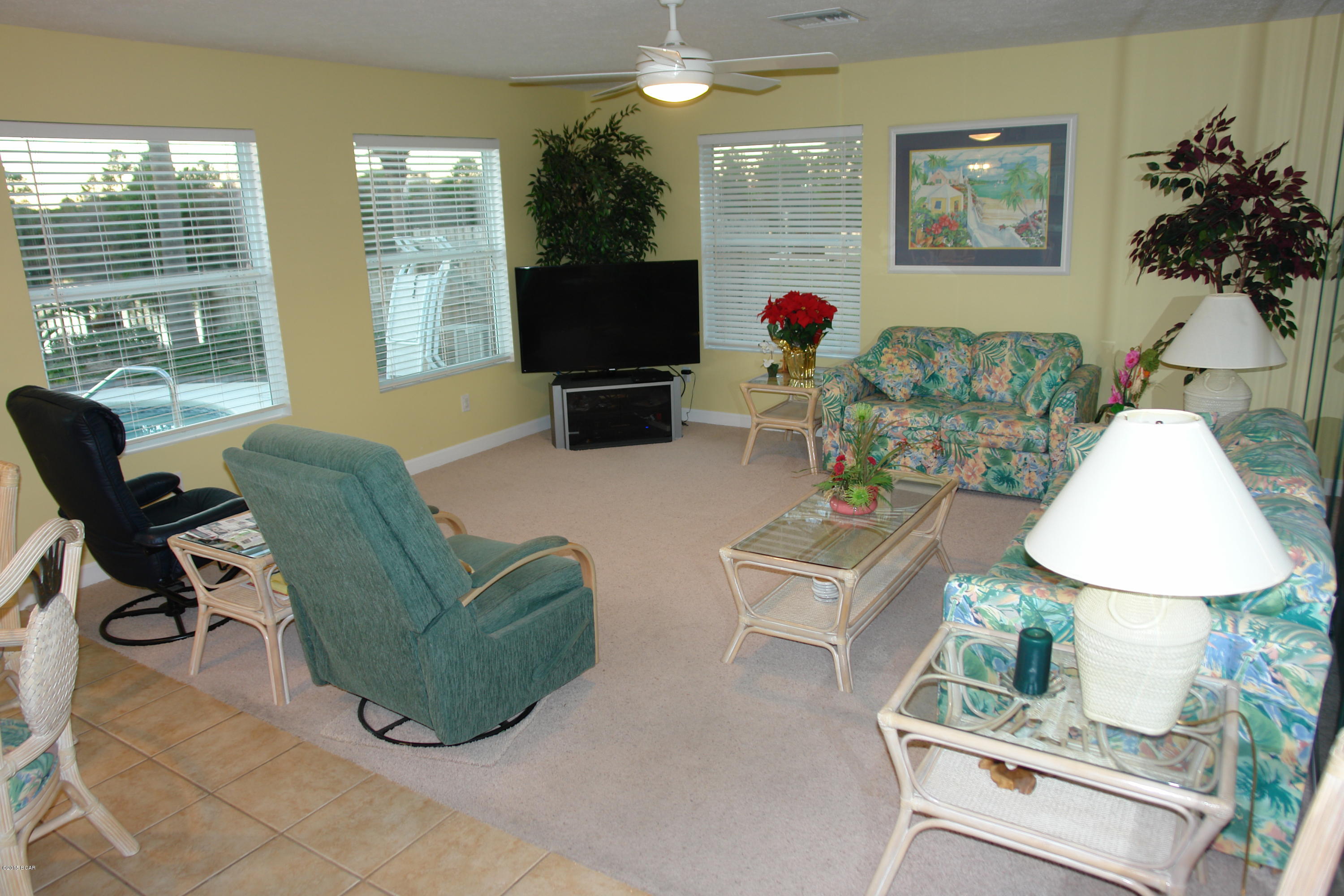 Jamaican Lake Condos - Residential