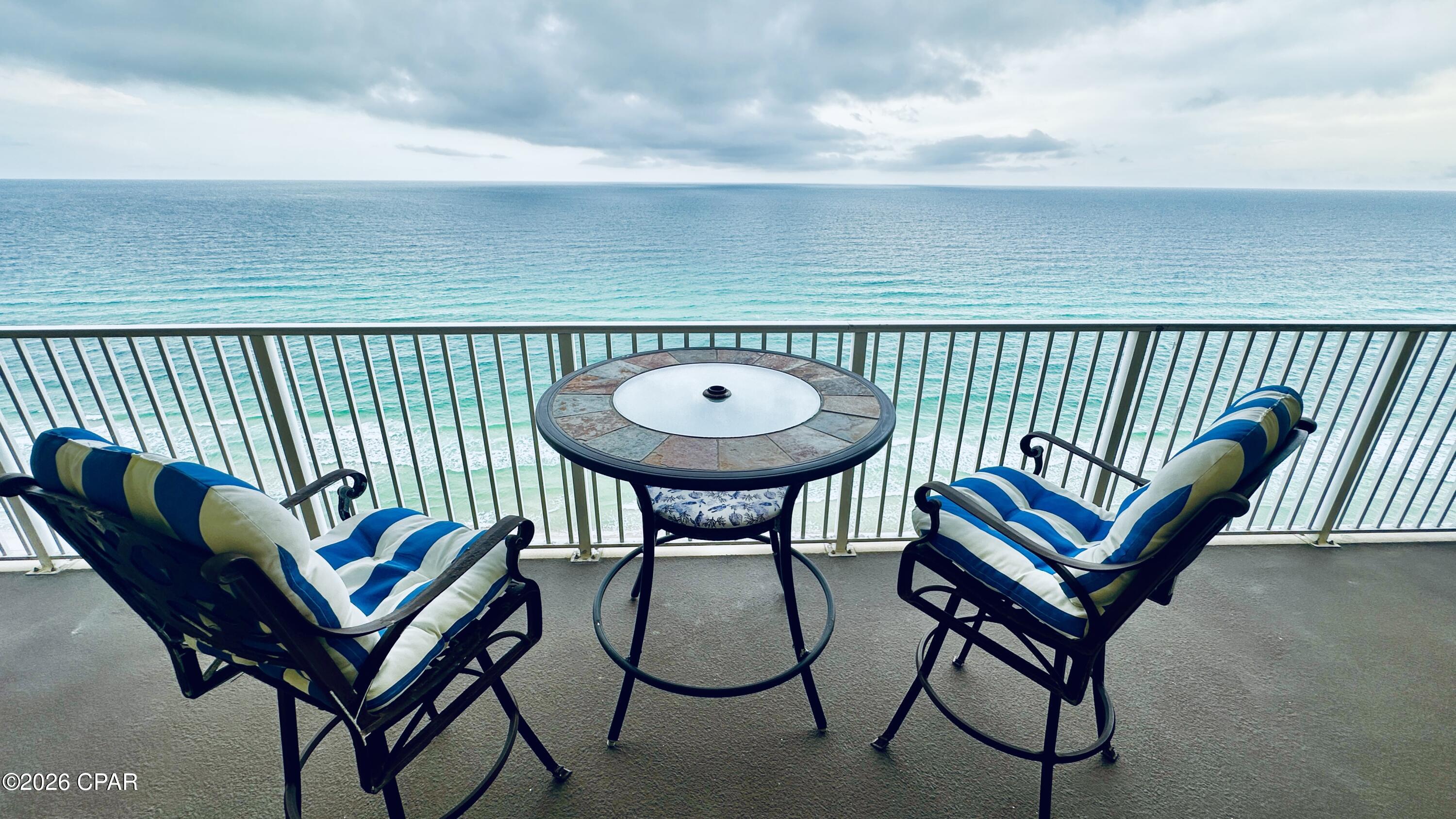 Tropic Winds - Residential
