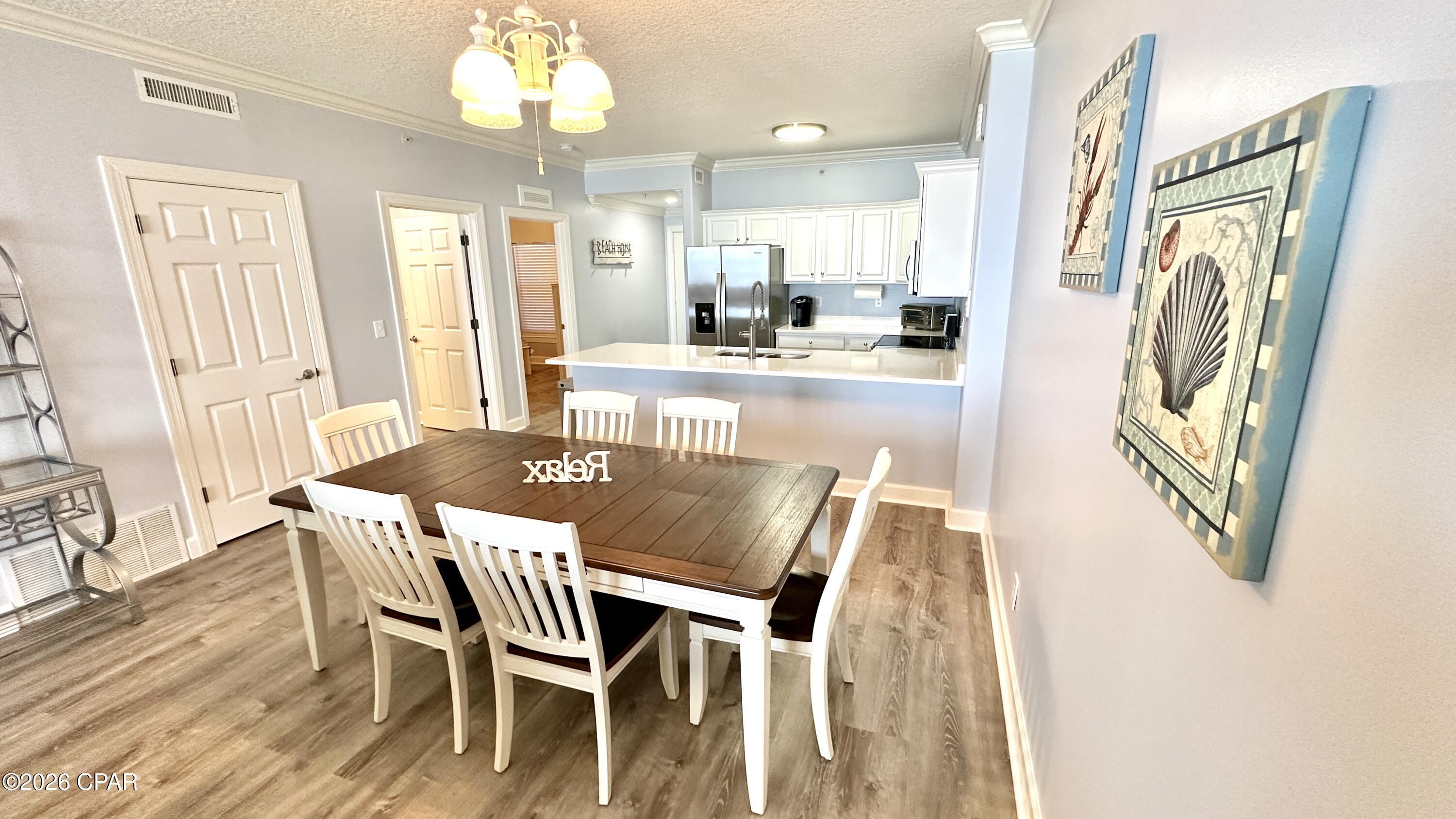 Tropic Winds - Residential