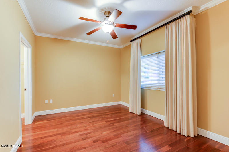 Magnolia Bay Club - Residential