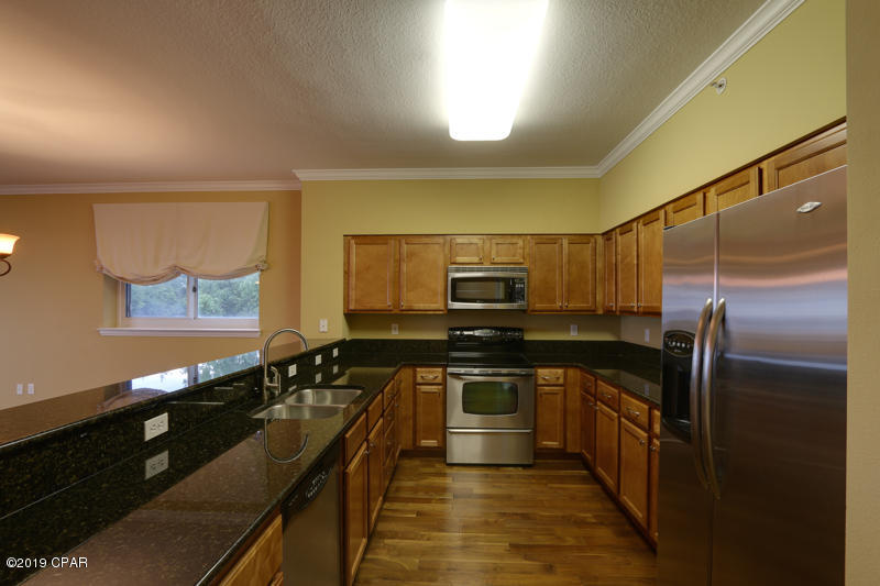 Magnolia Bay Club - Residential