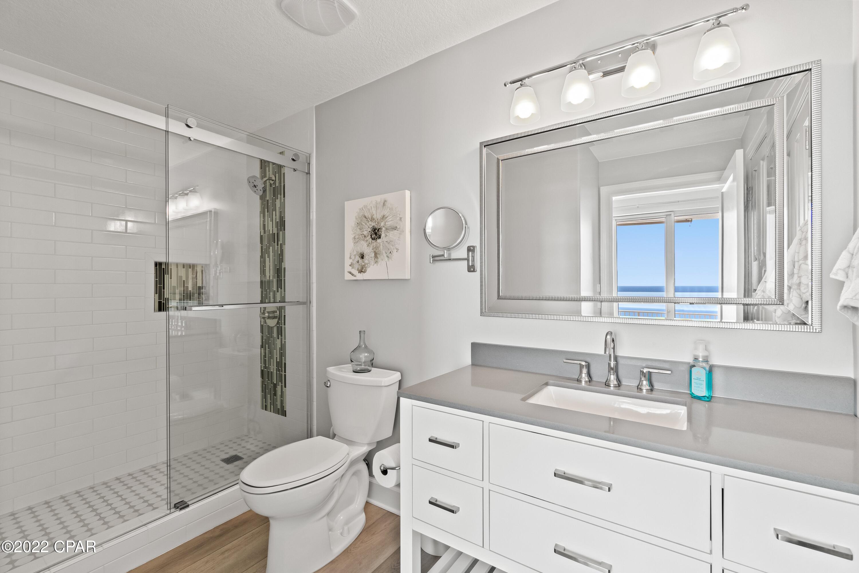 Emerald Isle - Residential